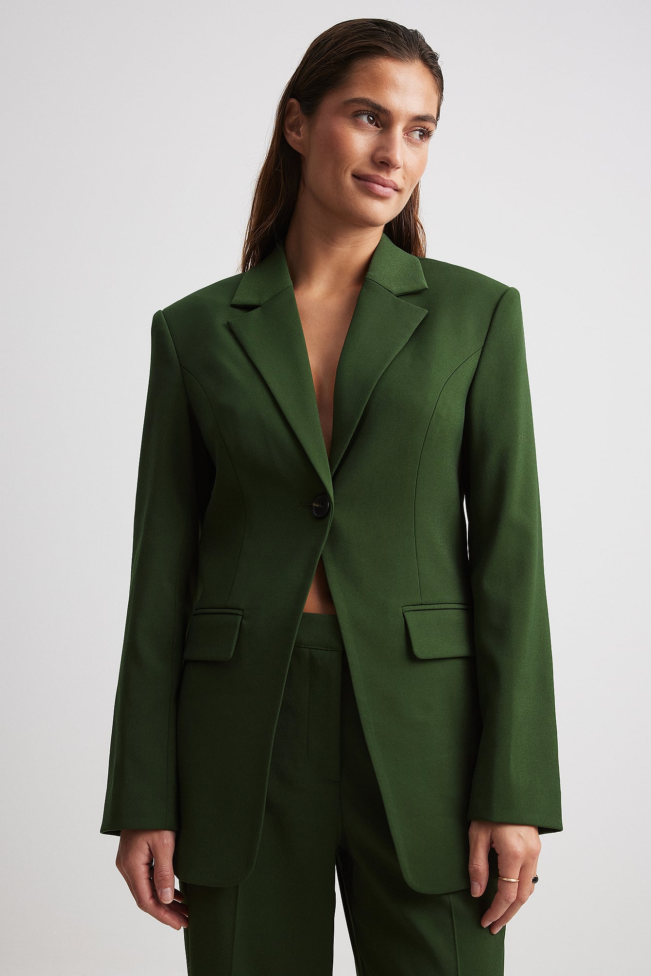 Figursydd blazer med en knapp Grön | NA-KD