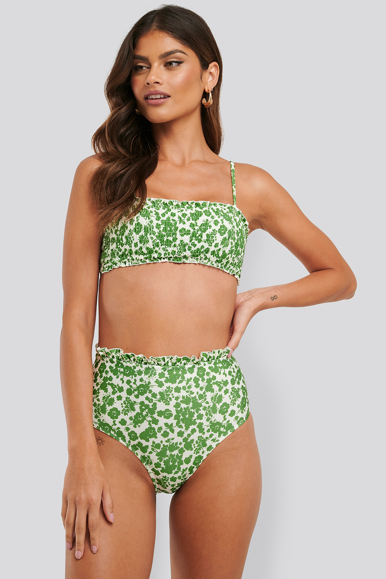 Floral Frilly High Waist Bikini Grün
