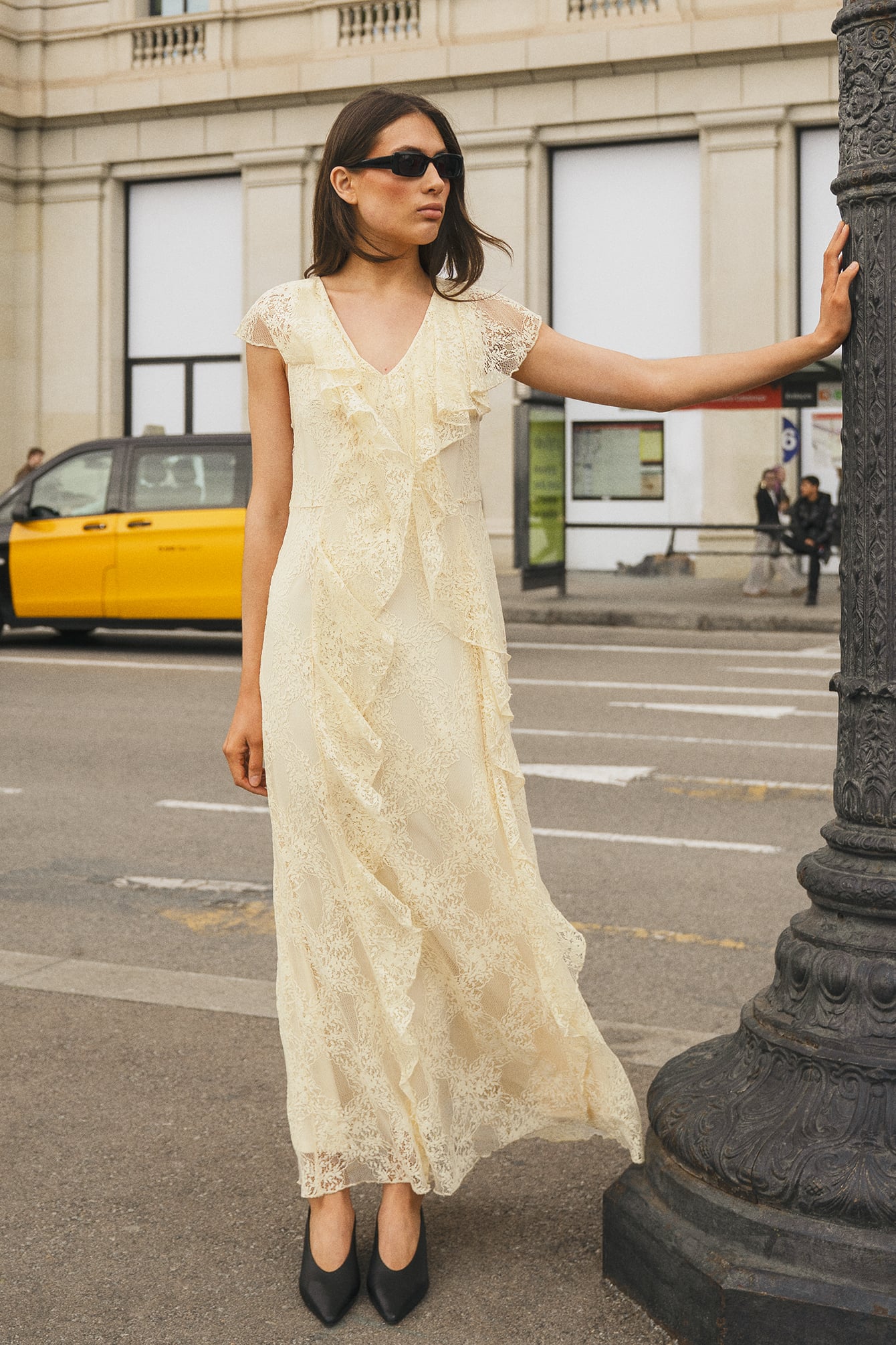 na kd lace dress Lace Seam Detail Maxi Dress Offwhite
