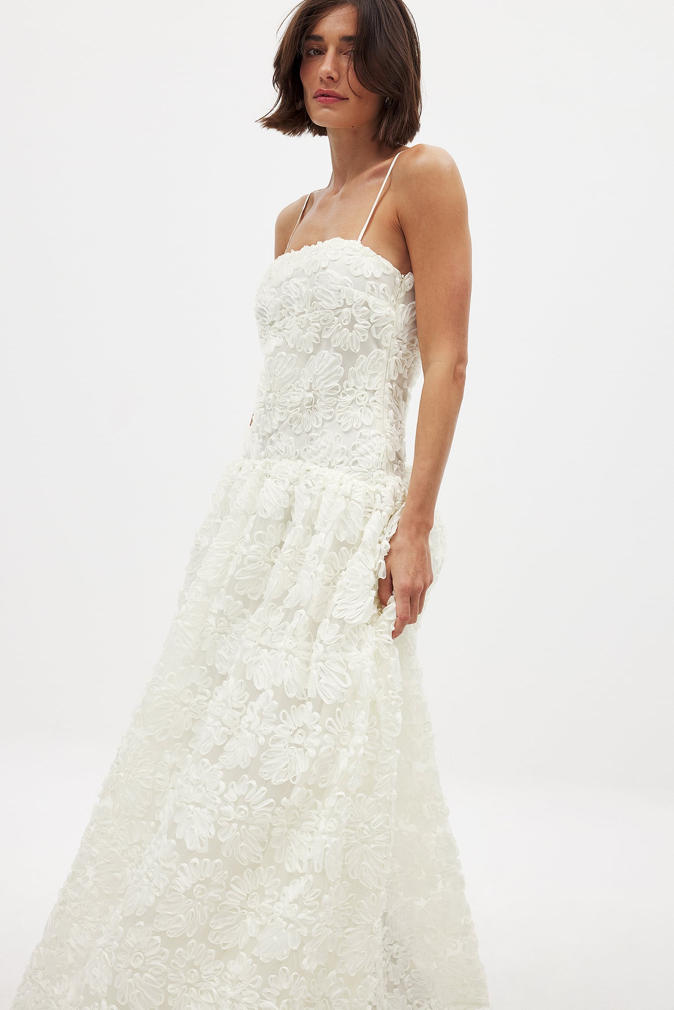 Lovisa Wallin x NA-KD Flower Bandeau Maxi Dress - Strapless Dresses - Offwhite - EU 36 - NA-KD / NAKD
