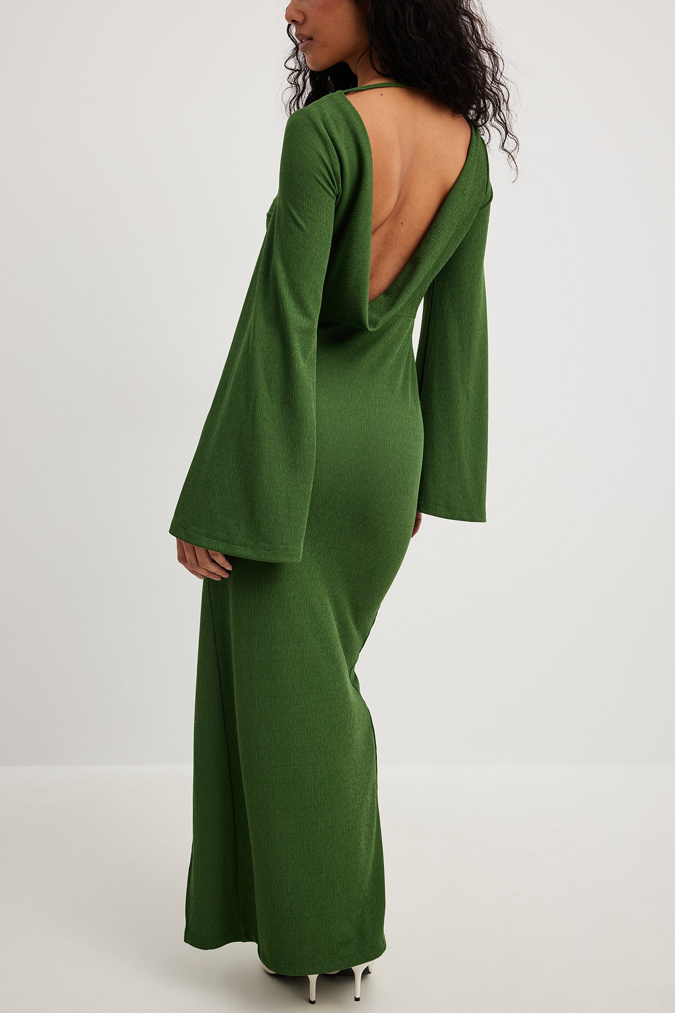 Flowy Maxi Dress Green | NA-KD