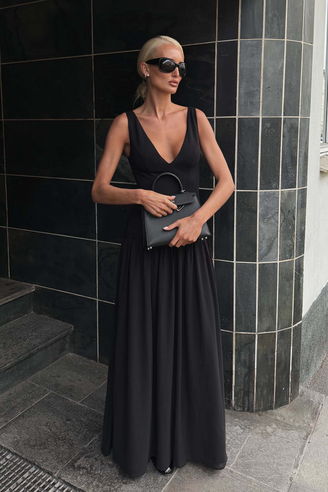 Flowy Maxi Dress Black | NA-KD Flowy Maxi Dress Black | NA-KD