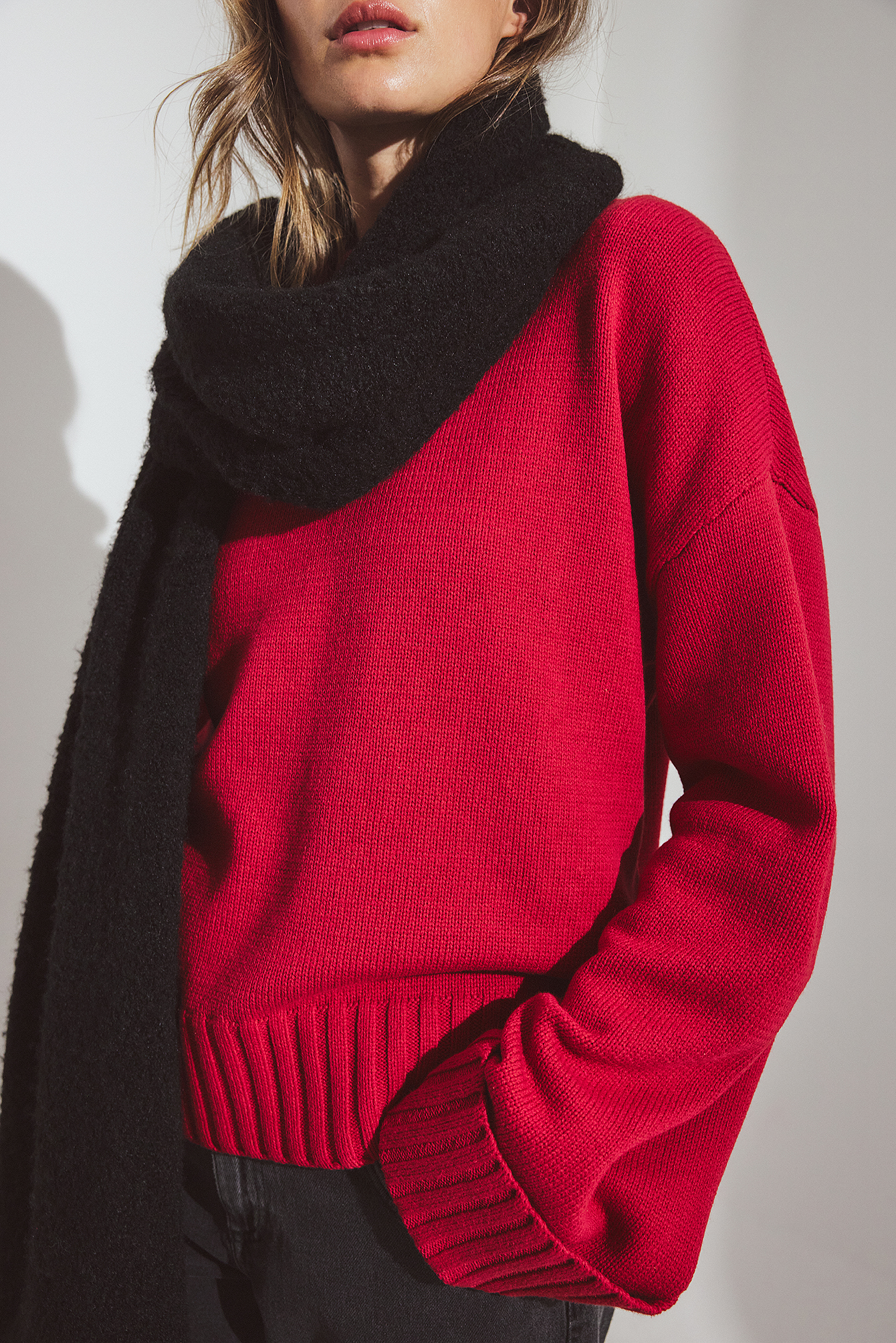 Knitted folded sleeve sweater