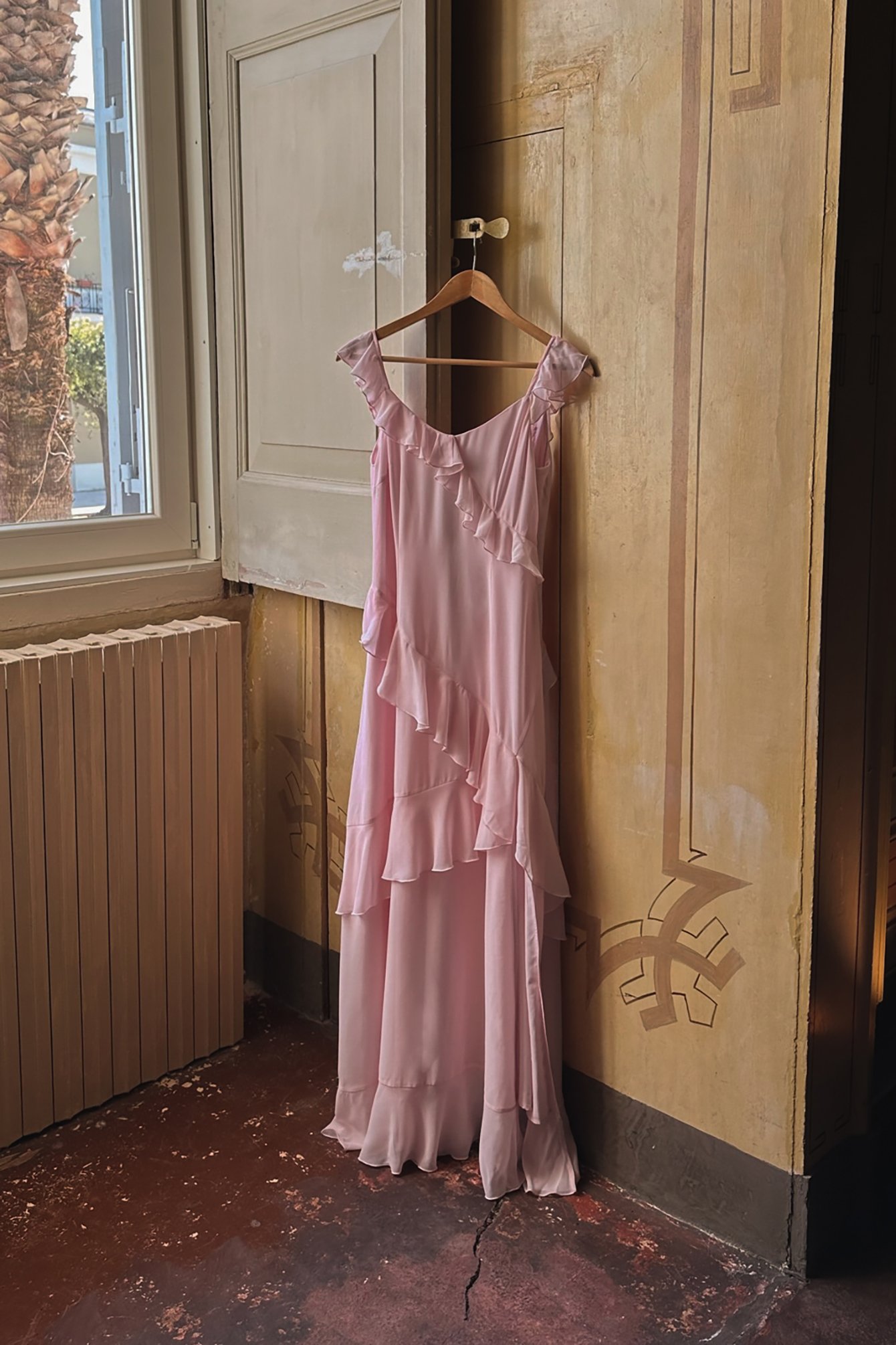 Frill Detail Midi Dress Roze