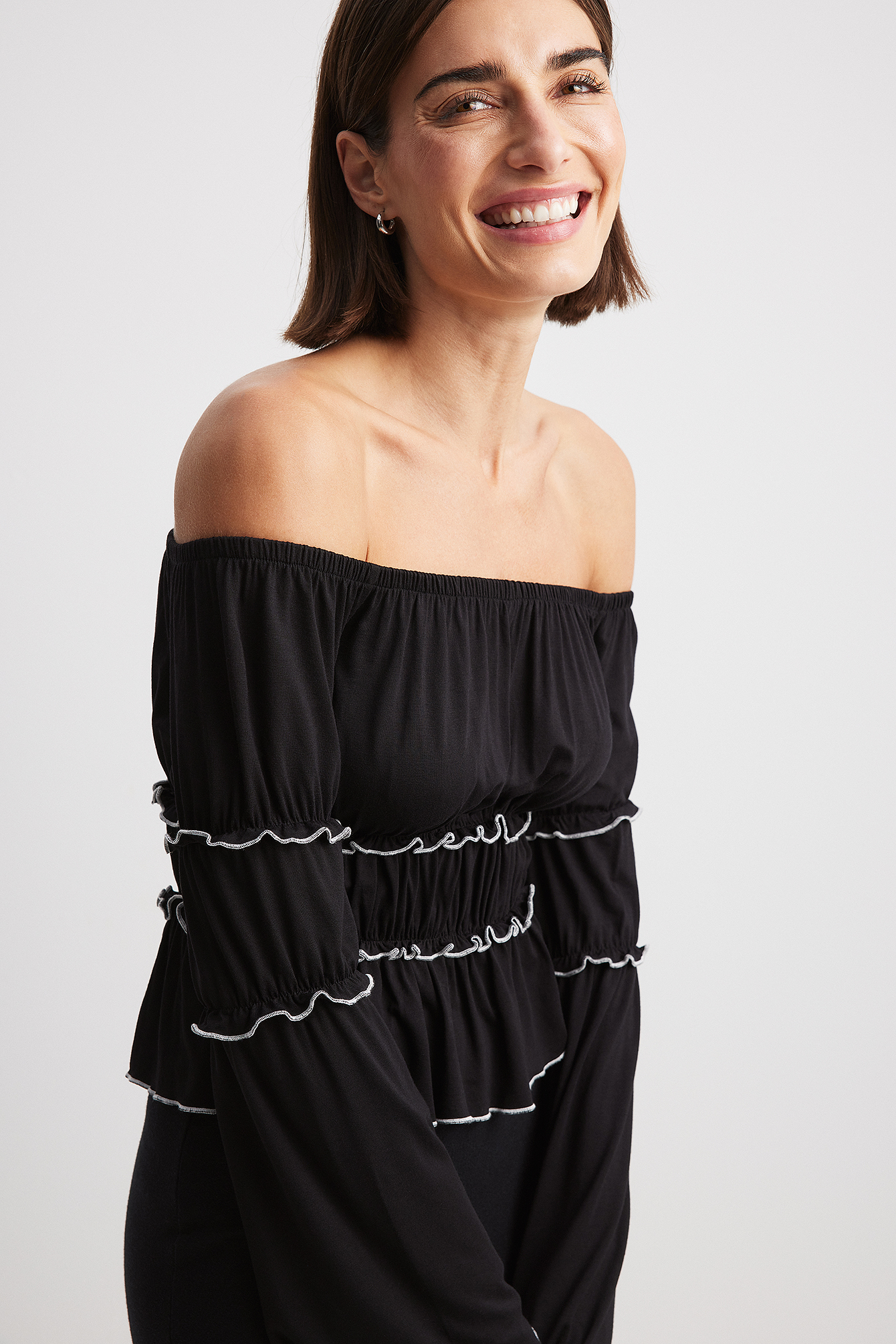 Frill detail top