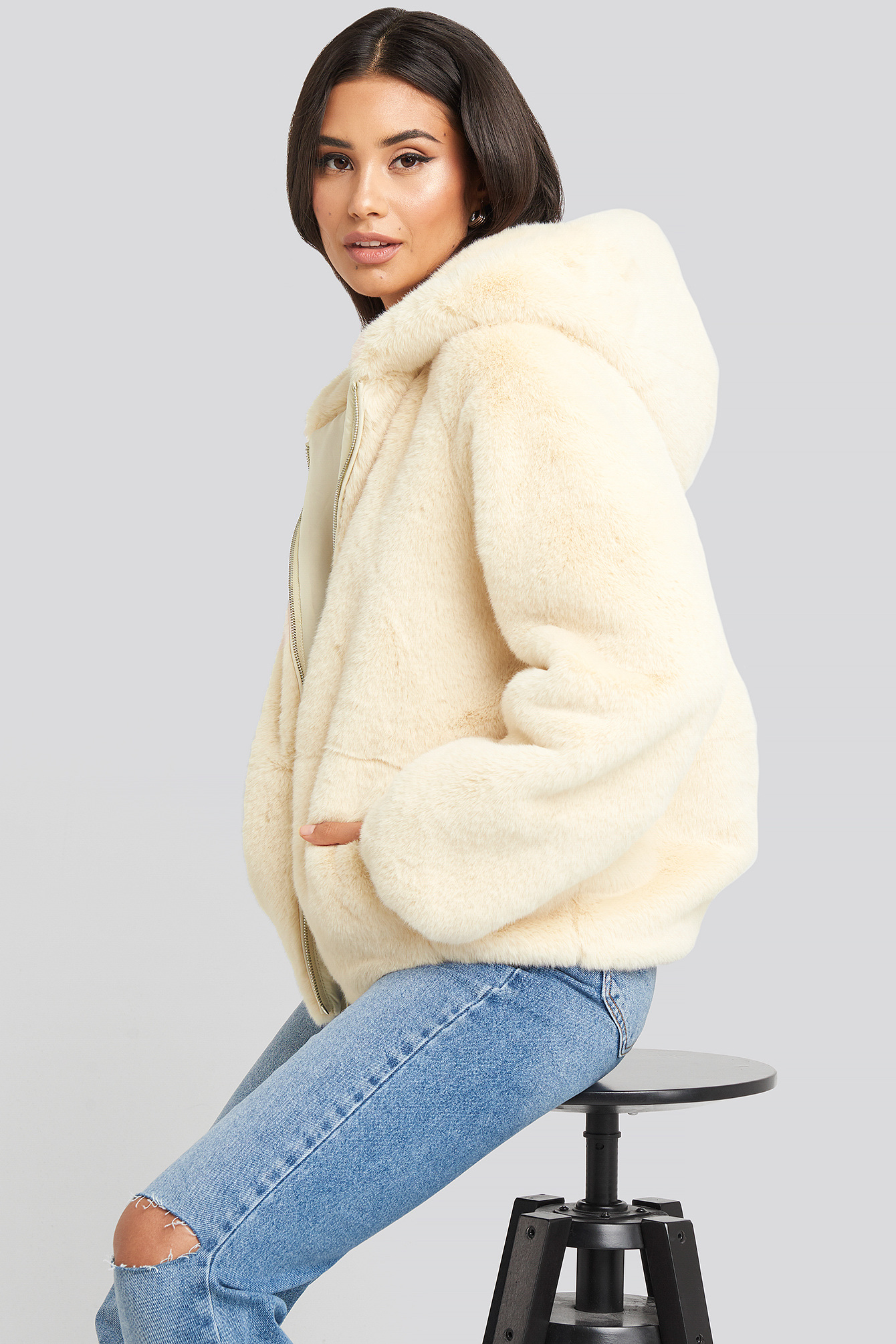 Faux Fur Hoodie Jacket Off White