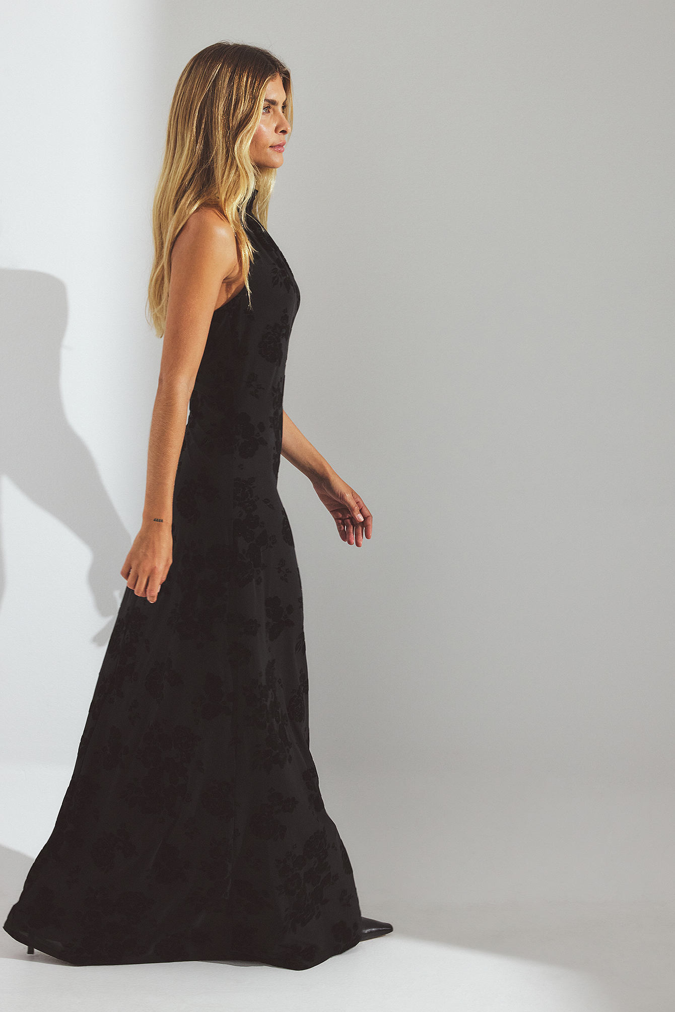 Halterneck Maxi Dress Black | NA-KD Halterneck Maxi Dress Black | NA-KD