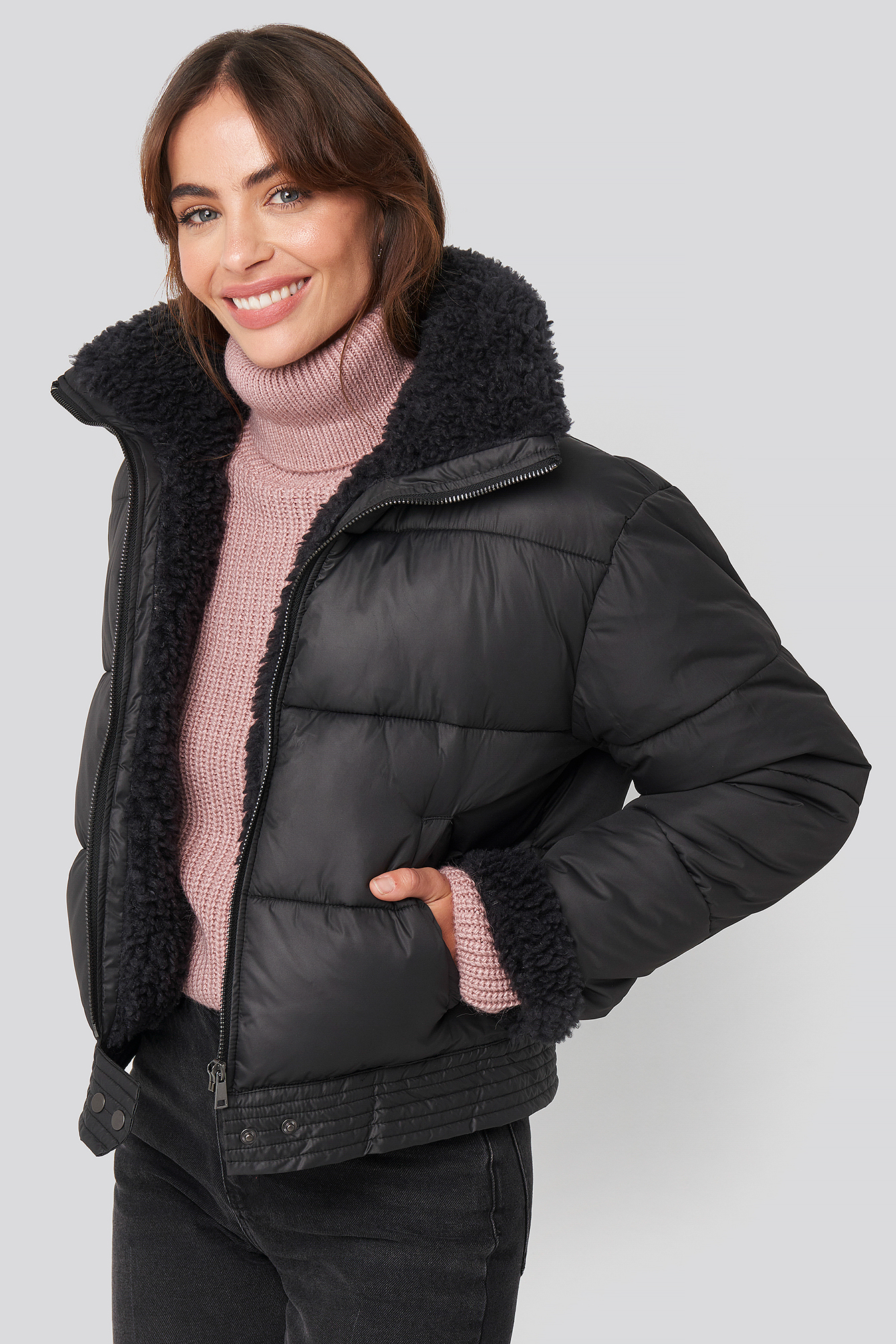 Faux Fur Detailed Puffer Jacket Black