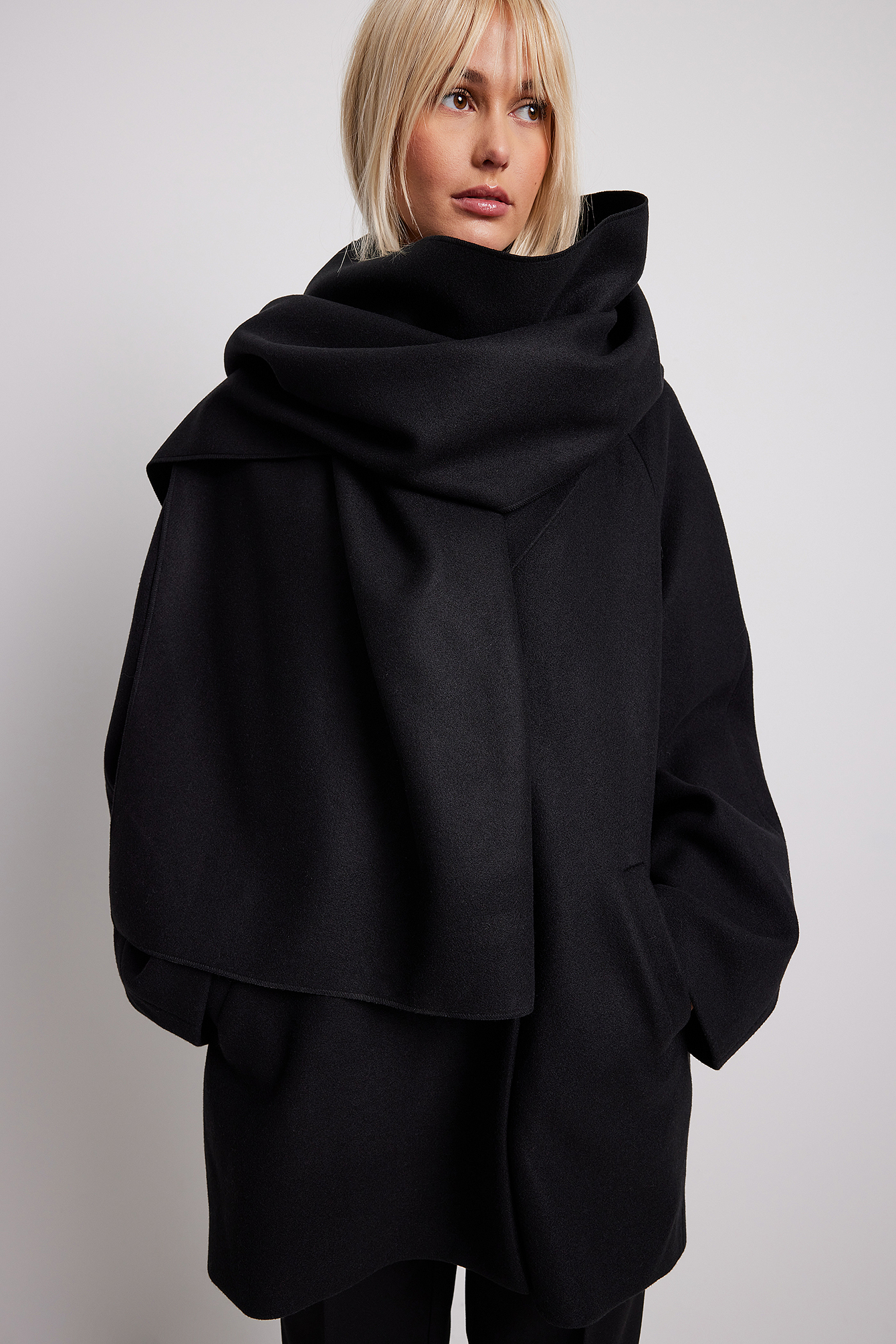 Heavy Scarf Black NAKD
