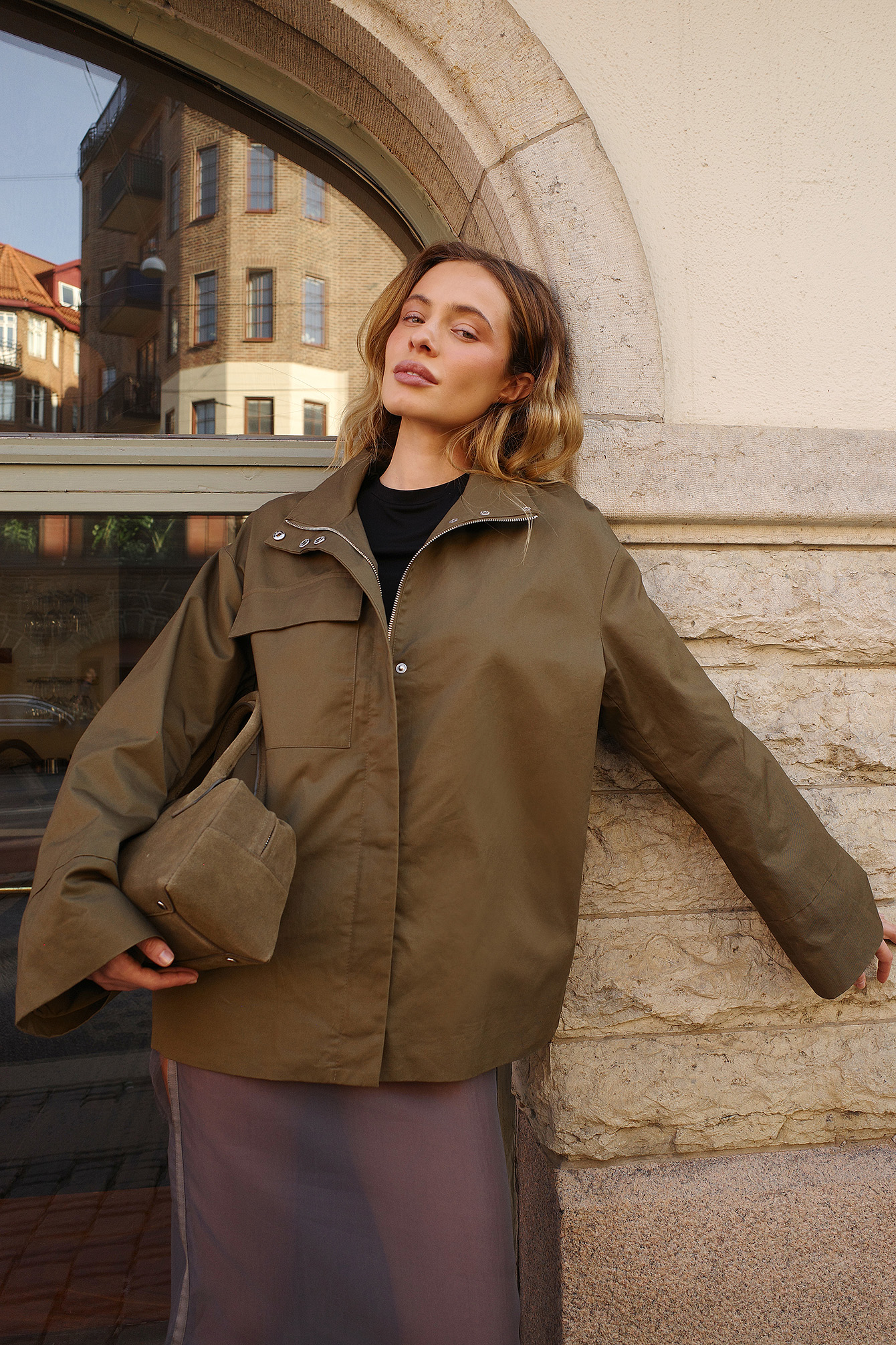 High neck short trenchcoat