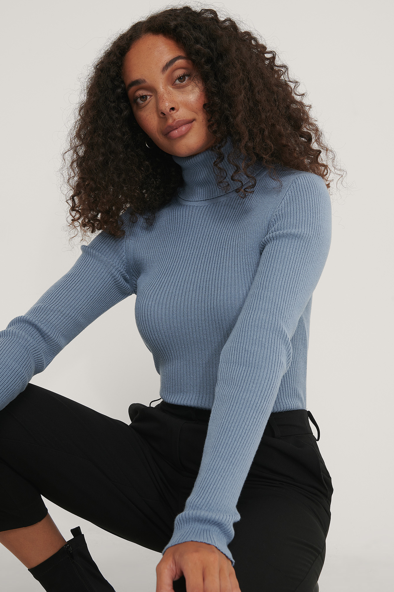 High Neck Rib Knit Sweater Beige | na 