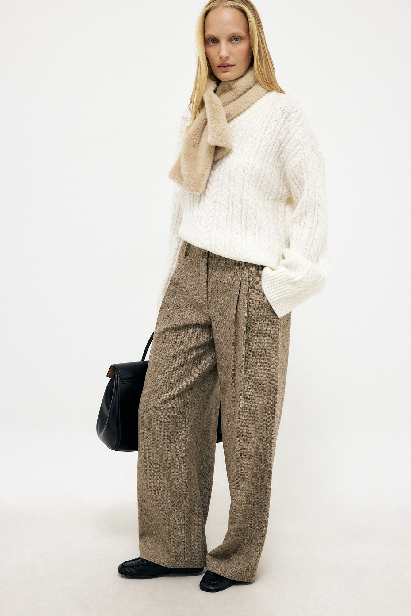 High waist pleated wool blend trousers beige melange — byxor med fickor från NA-KD