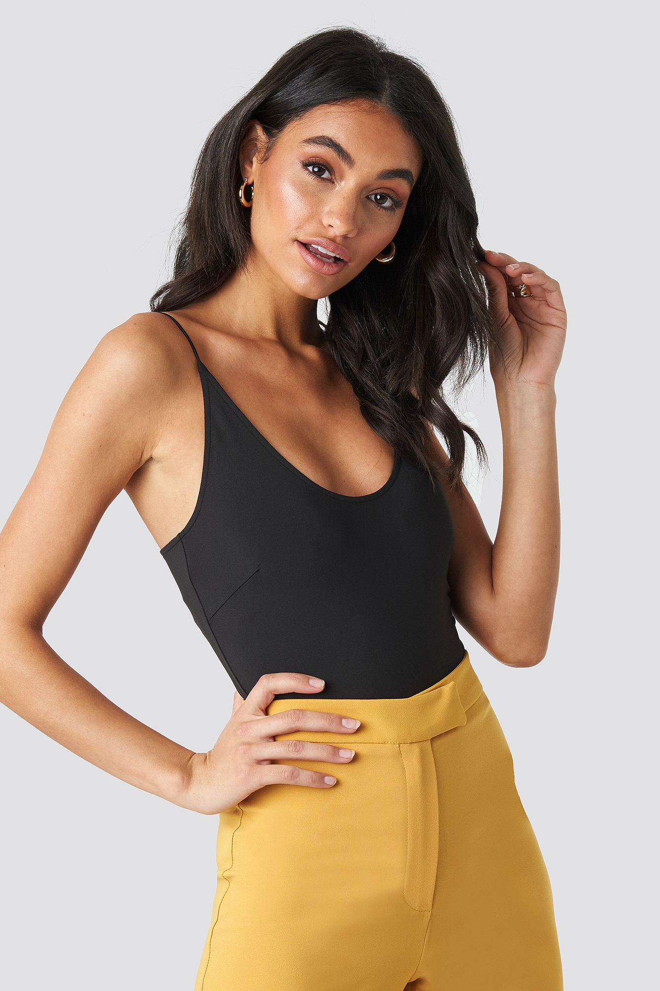 Wide Neck Body Black