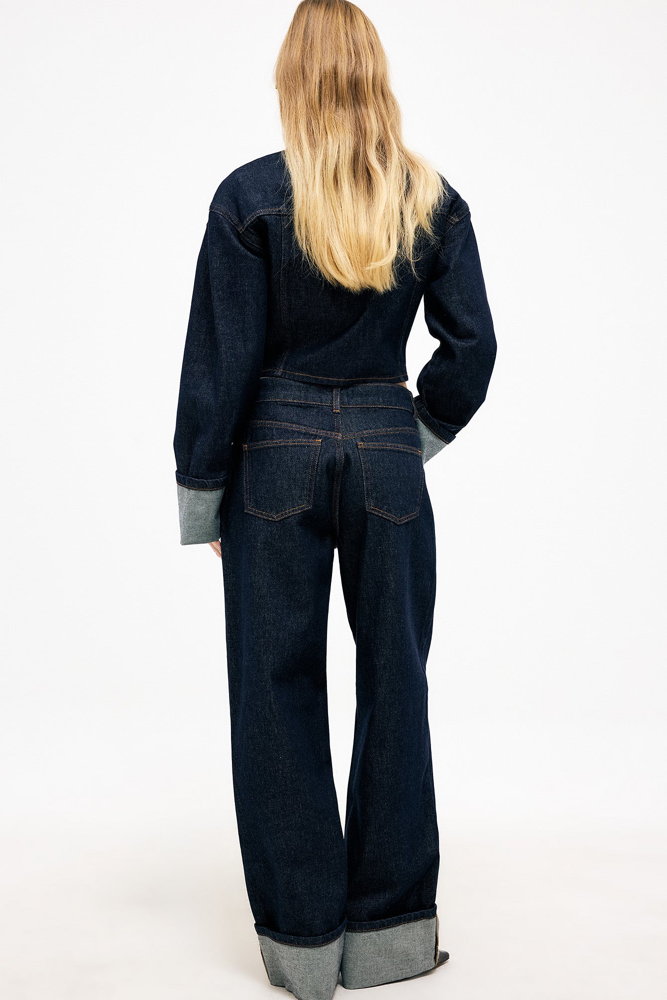 Naomi Anwer x NA-KD Loose Fit Fold Detail Jeans - Mid-waist Jeans - Blue - EU 32 - NA-KD / NAKD