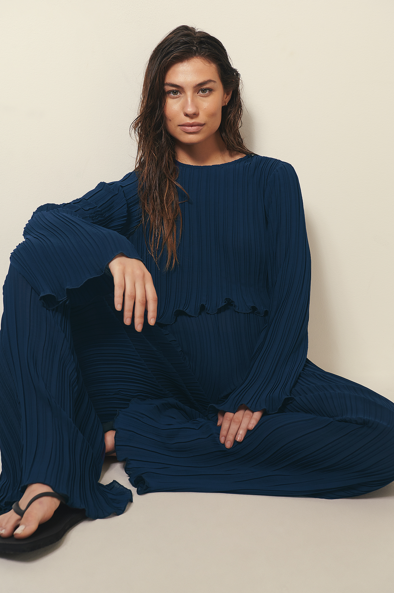 Flowy Long Sleeve Blouse Blue NAKD