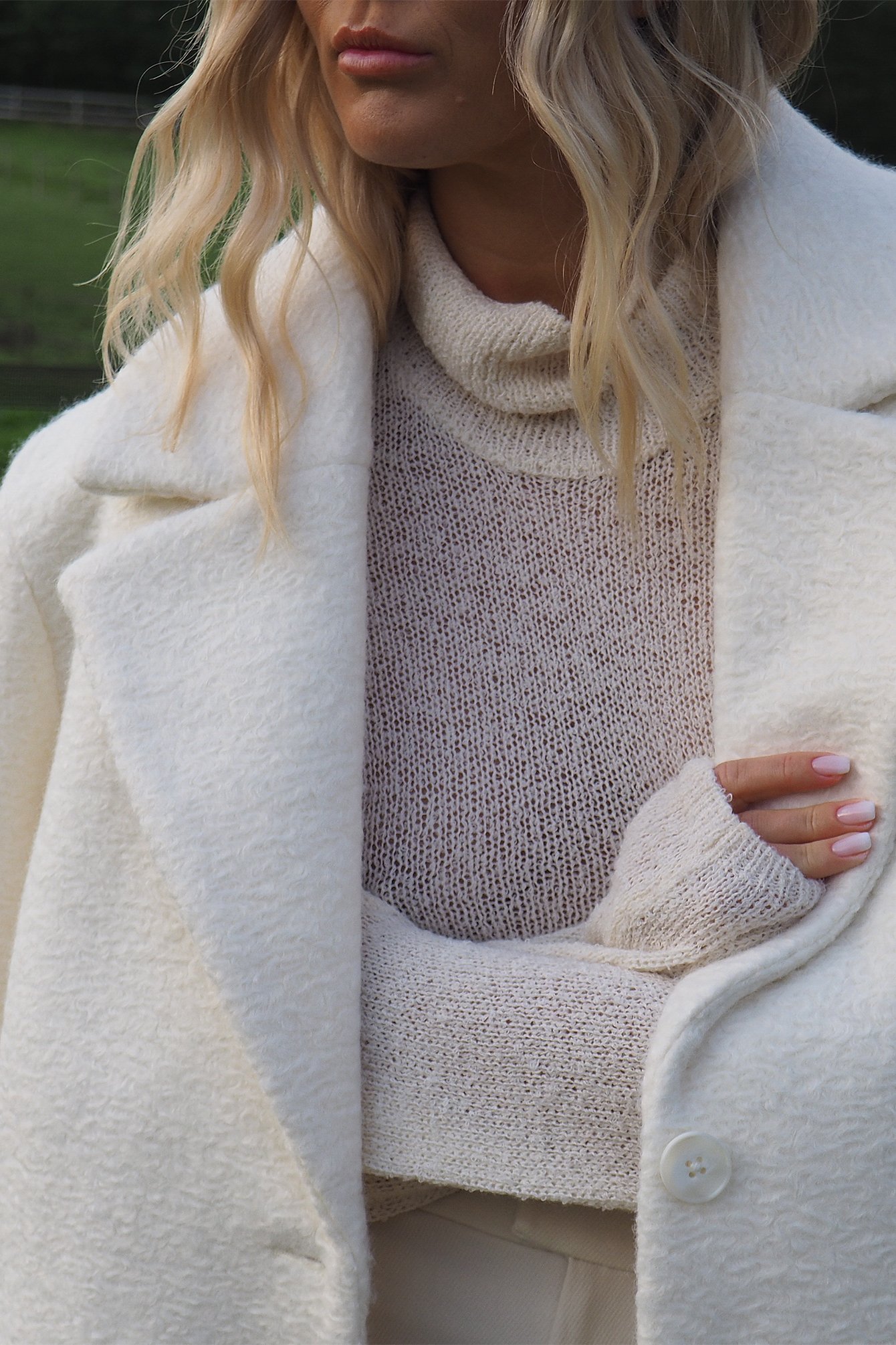 Winter White Loose Knitted Turtle Neck Top