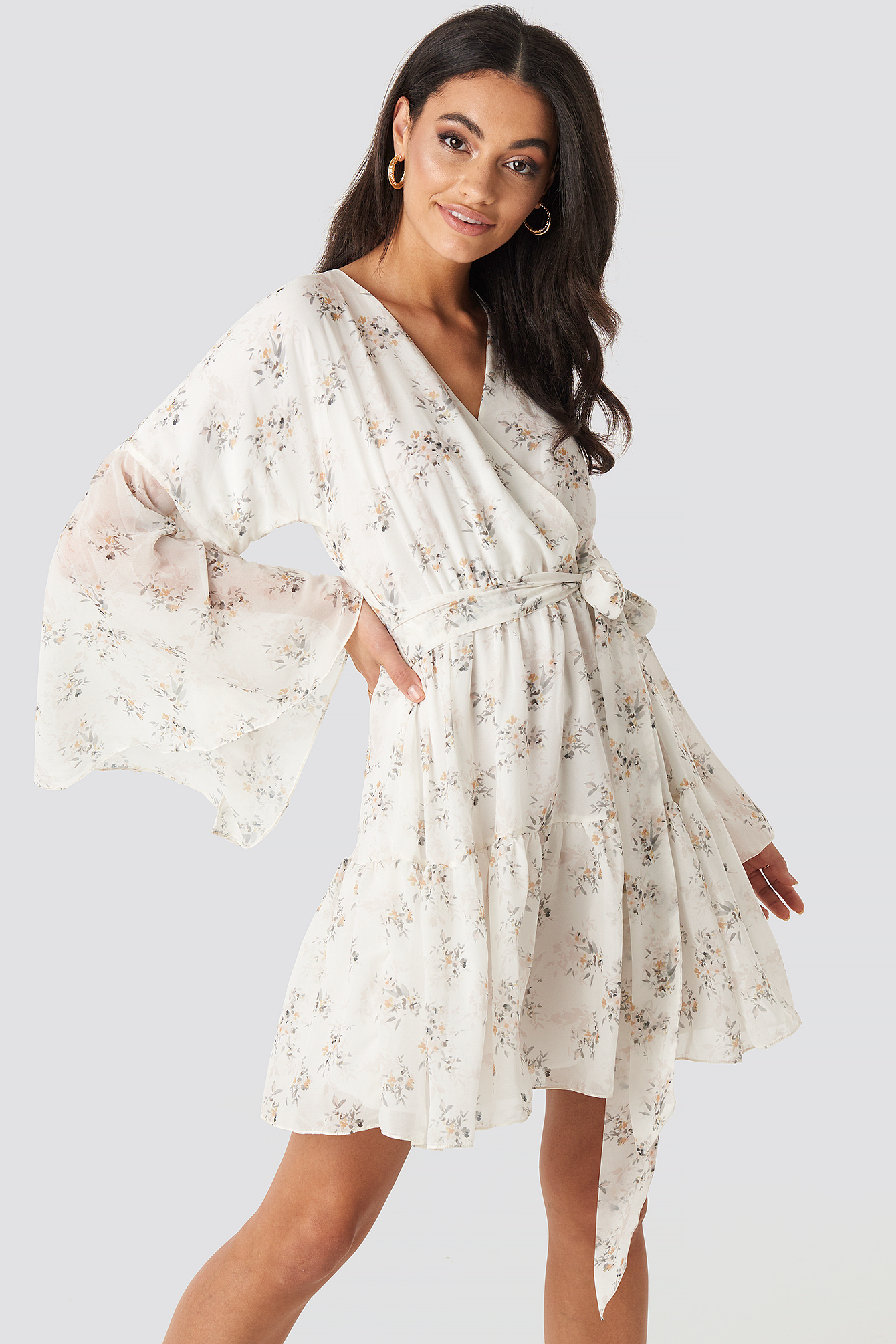 Wide Sleeve Mini Dress White | na-kd.com