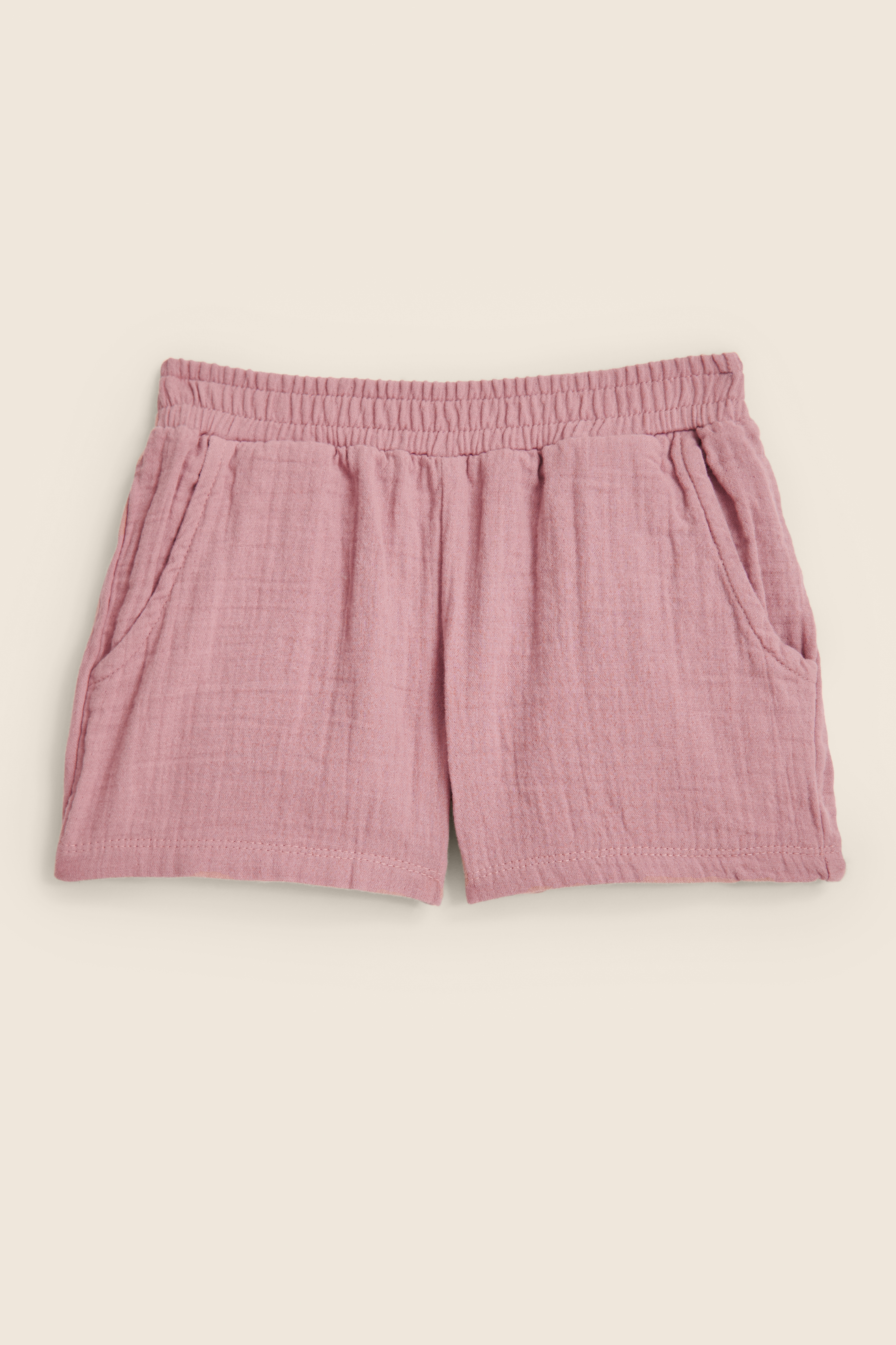Damen Bekleidung Kurze Hosen Mini Shorts NA-KD Baumwolle KIDS by Gerippte Babylock-Shorts aus in Natur 