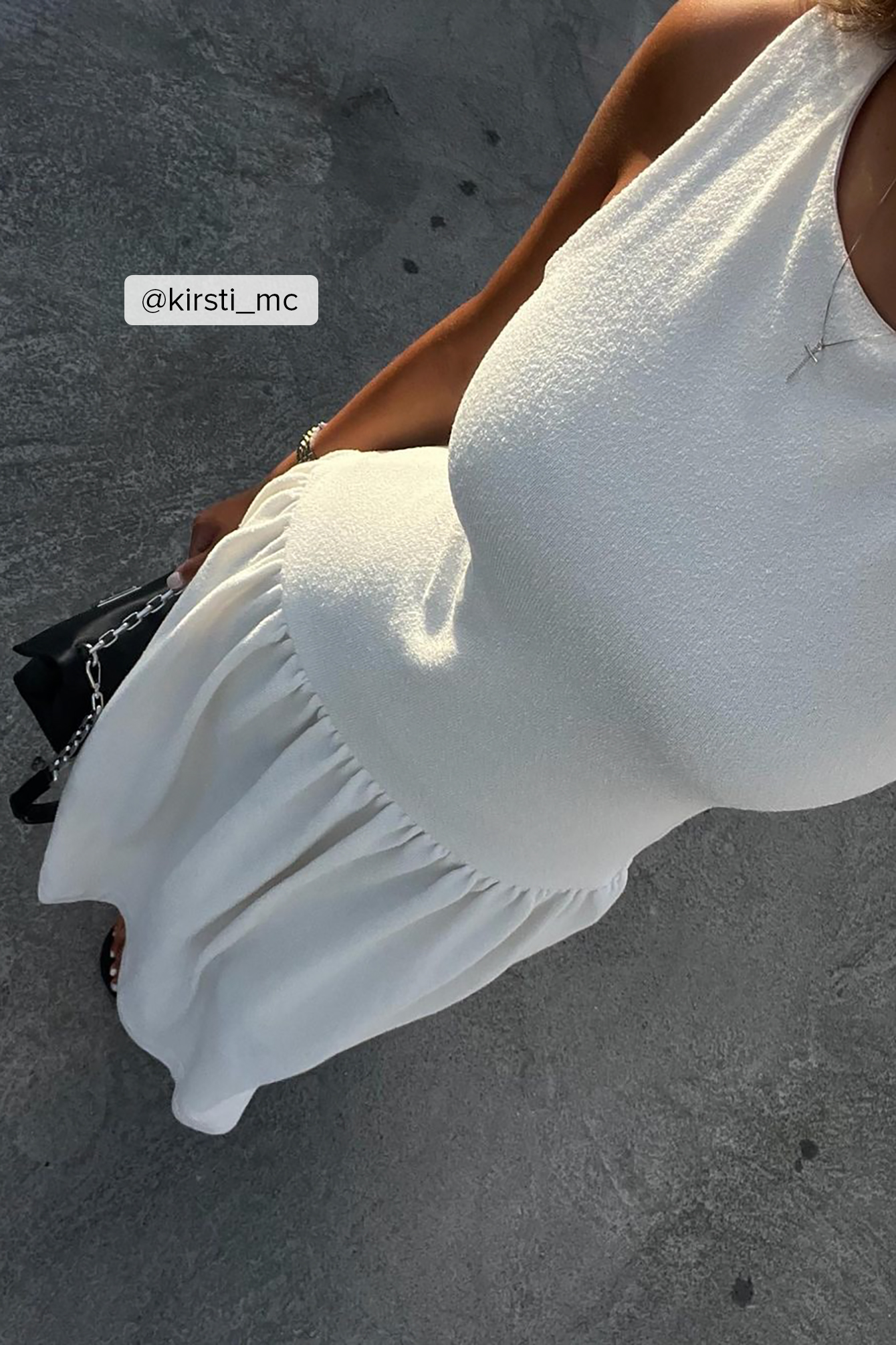 Robe Midi Zara En Blanc - Dos Ouvert, Texture Volumineuse - Taille S (UK 8) - Parfaite Pour Les Looks Blogueuses