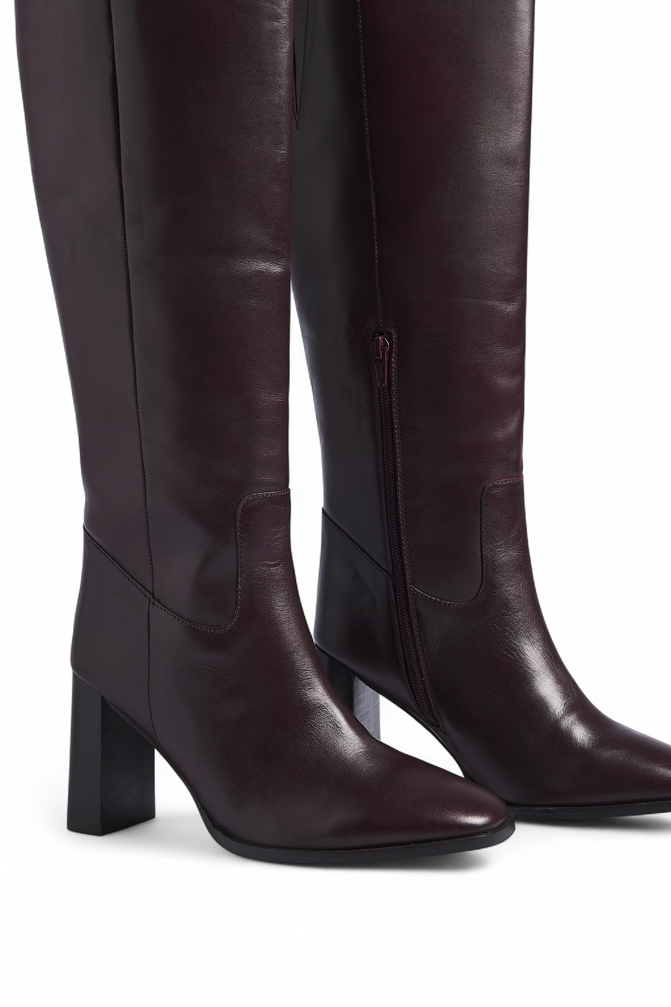 Knee High Leather Rounded Toe Boots Black | NA-KD