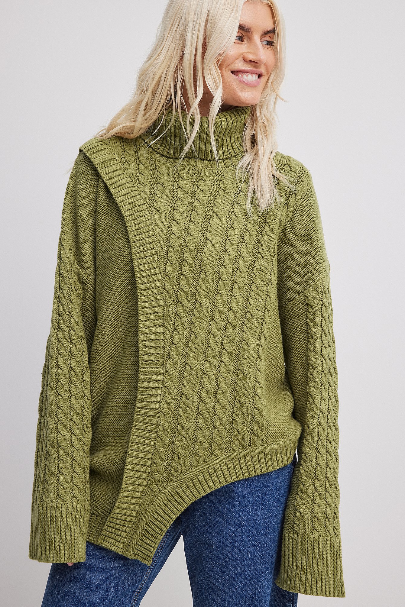 Billede af NA-KD Kabelstrikket asymmetrisk sweater - Green