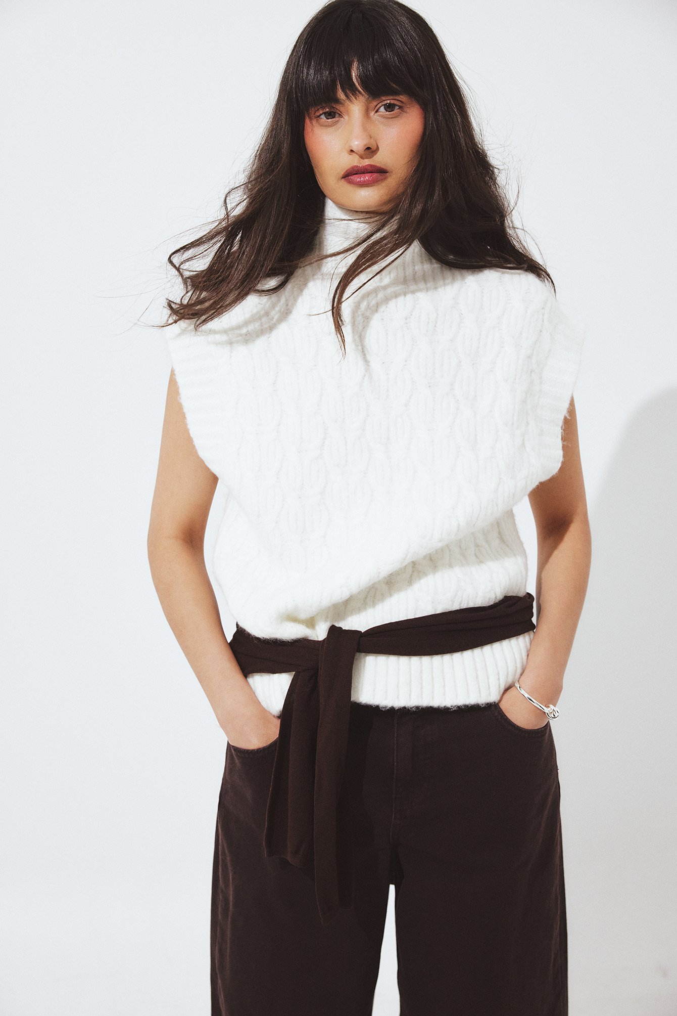 NA-KD Knitted Cable Vest - Knitted Vests - White - S (EU 34-36) - NA-KD / NAKD