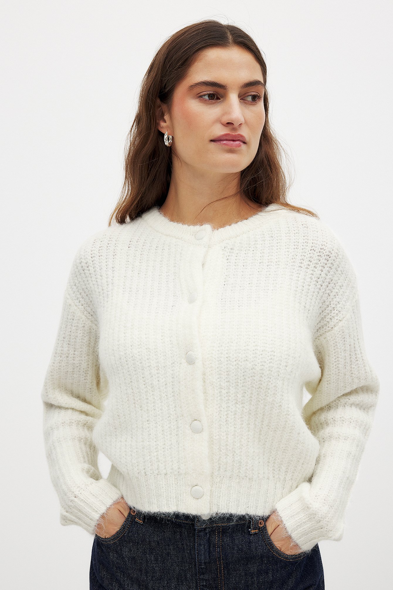 Knitted Cardigan Offwhite NA KD knitted-cardigan-offwhite-na-kd