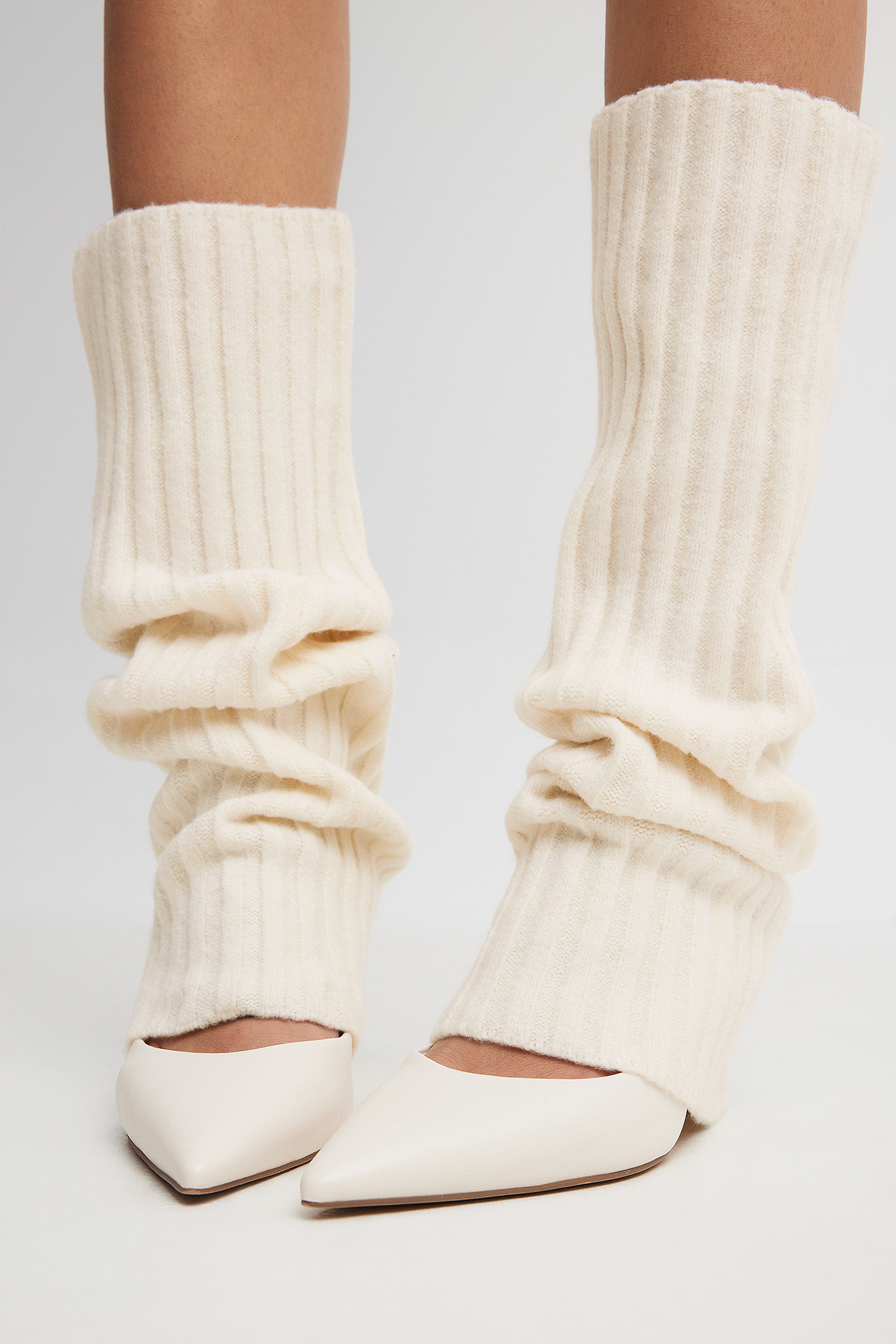 Knitted Leg Warmers White NAKD