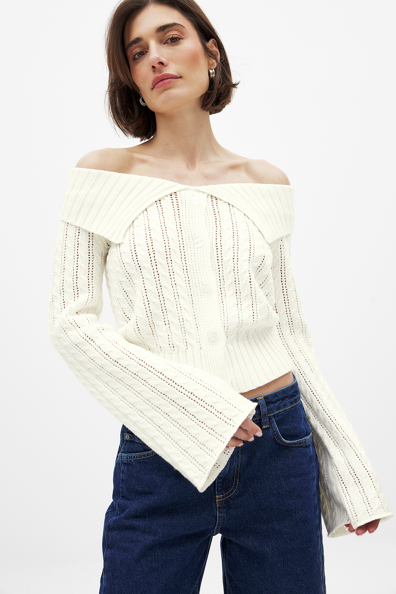 NA-KD Gebreide off-shoulder trui met knopen - Dikke truien - OffWit - XS (EU 32) - NA-KD / NAKD