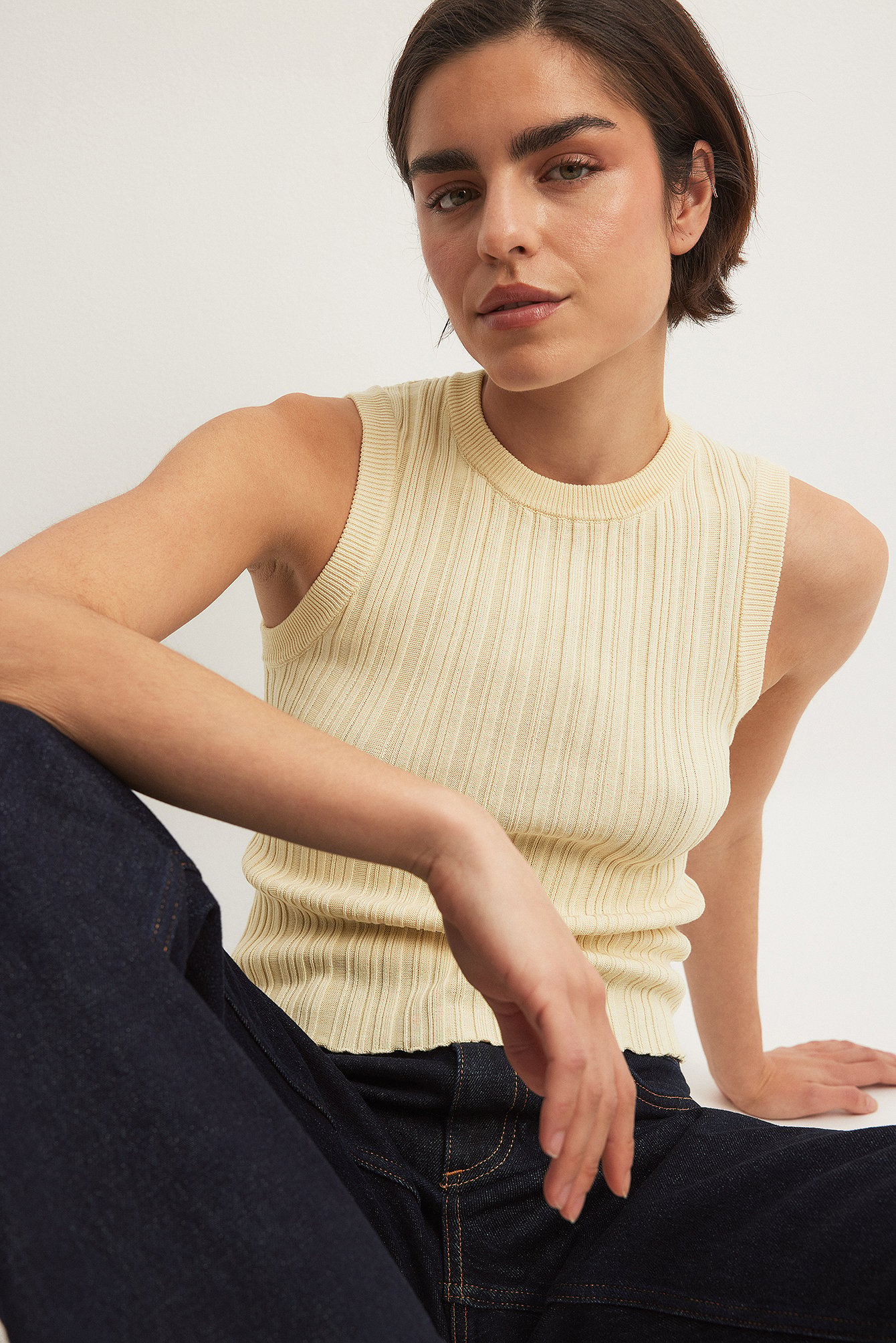 Knitted Ribbed Sleeveless Top