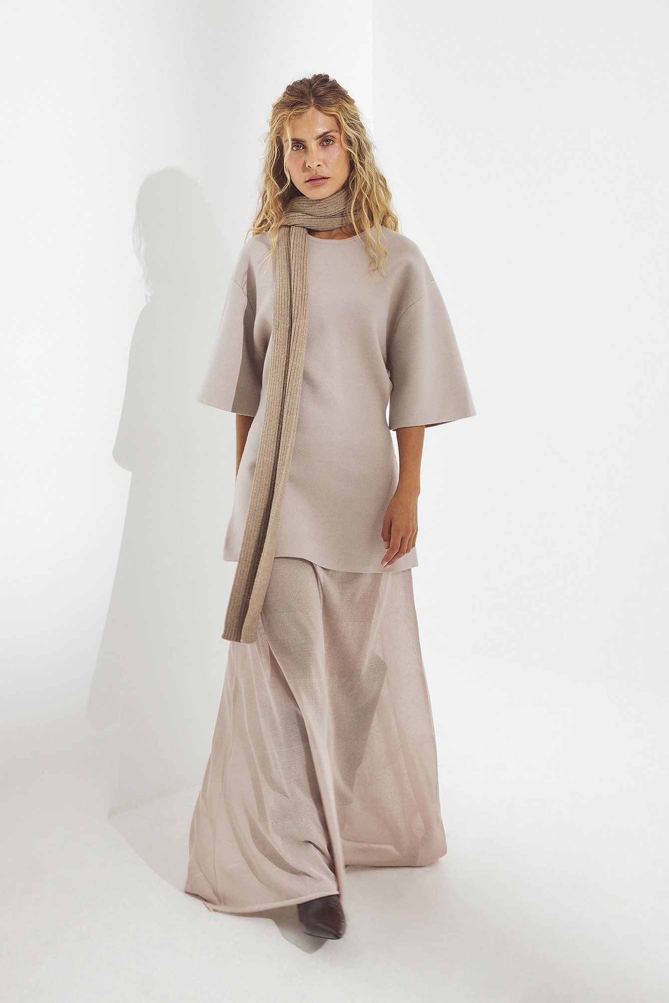 NA-KD Knitted Sheer Flowy Maxi Skirt - Knitted Skirts - Beige - M (EU 38-40) - NA-KD / NAKD