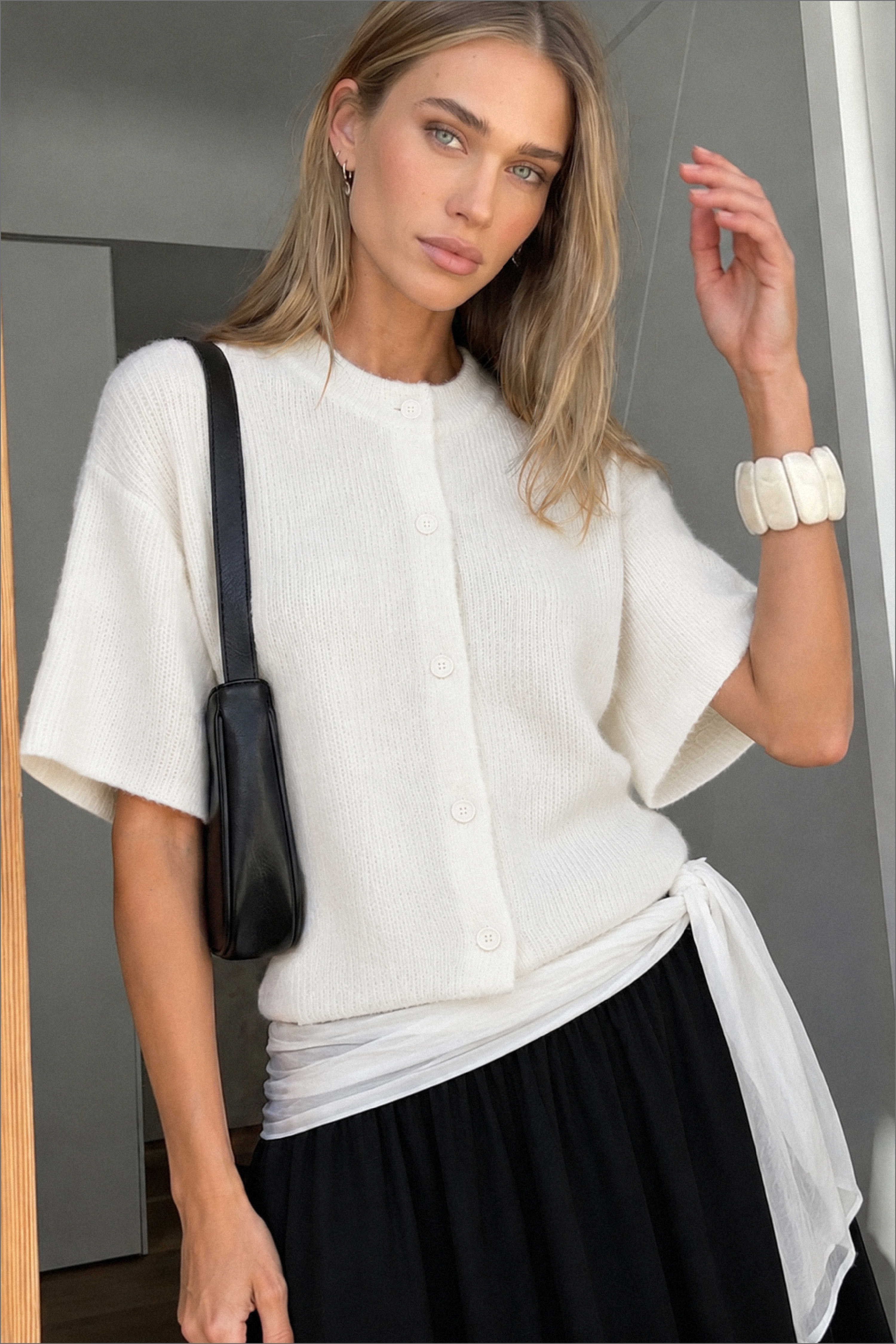 Knitted Short Sleeve Cardigan Offwhite | NA-KD