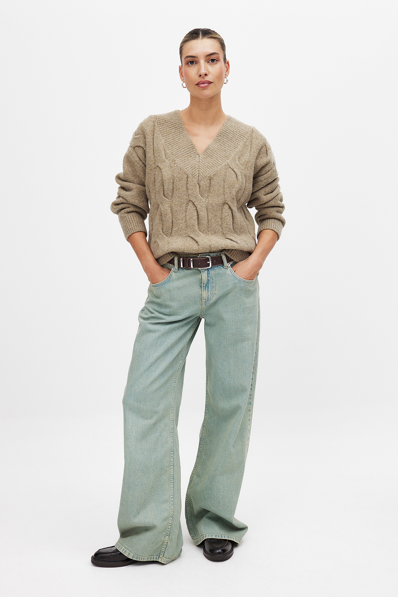 Beige Cable Knit Sleeve Round Neck Sweater main image 0