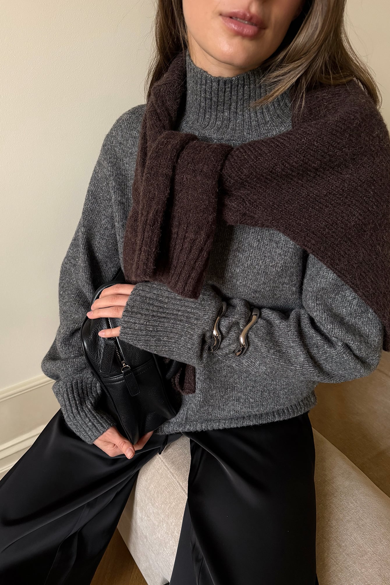 Long Turtle Neck Knitted Sweater Grey | NA-KD