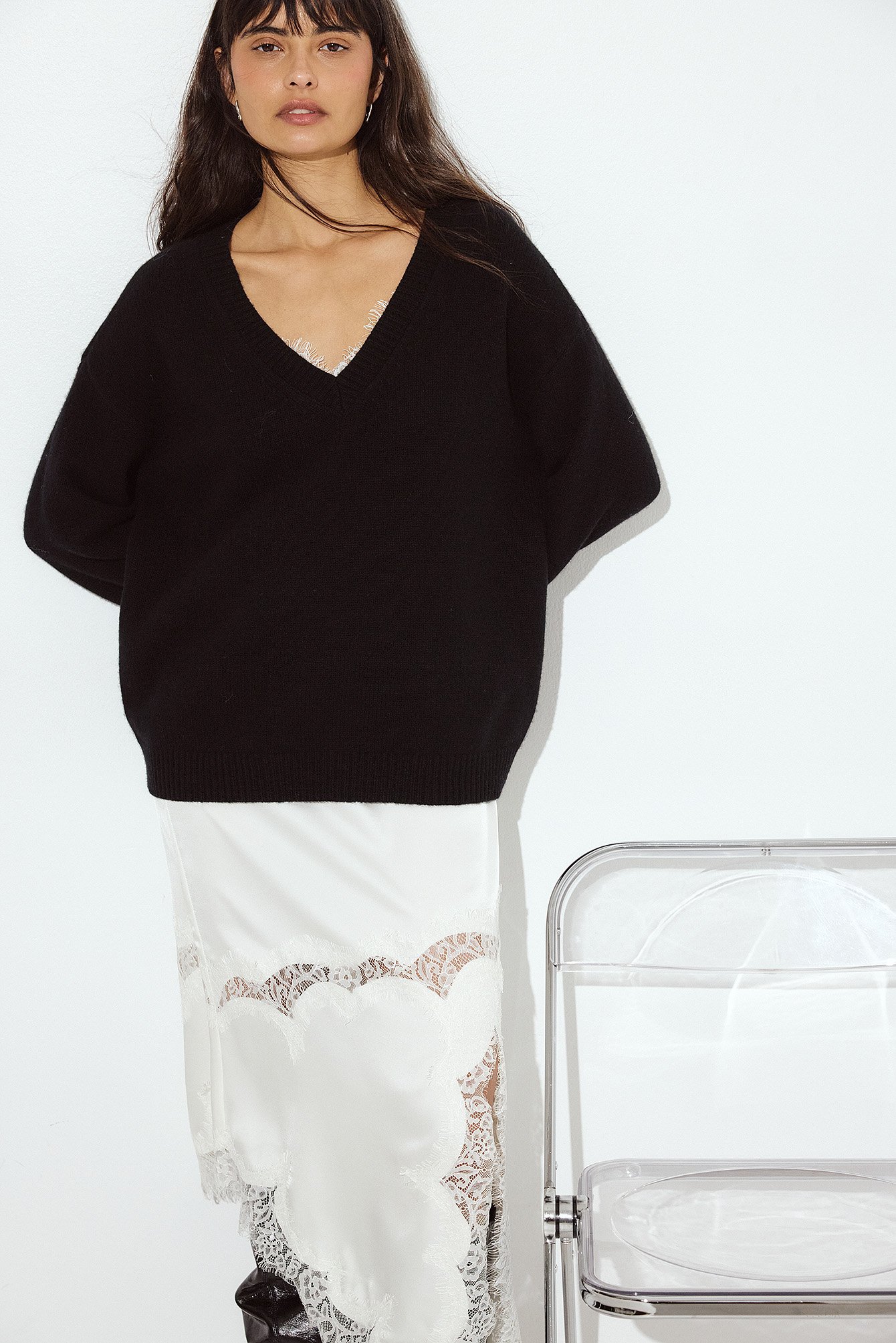 Premium Selection Pull oversize en maille de laine à col en V - Qualité premium - Noir - M (EU 38-40) - NA-KD / NAKD