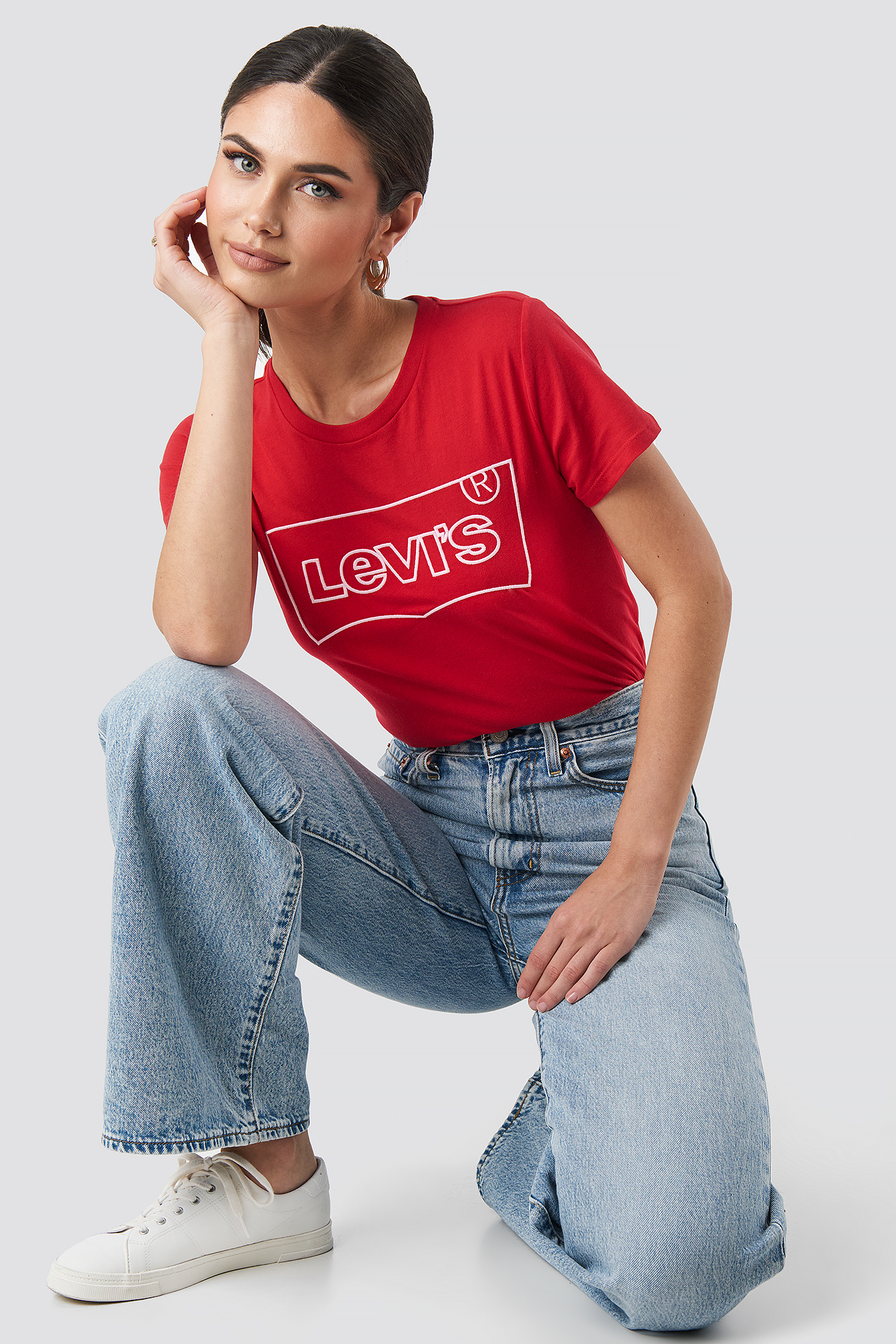 The Perfect Tee Outline Brilliant Red