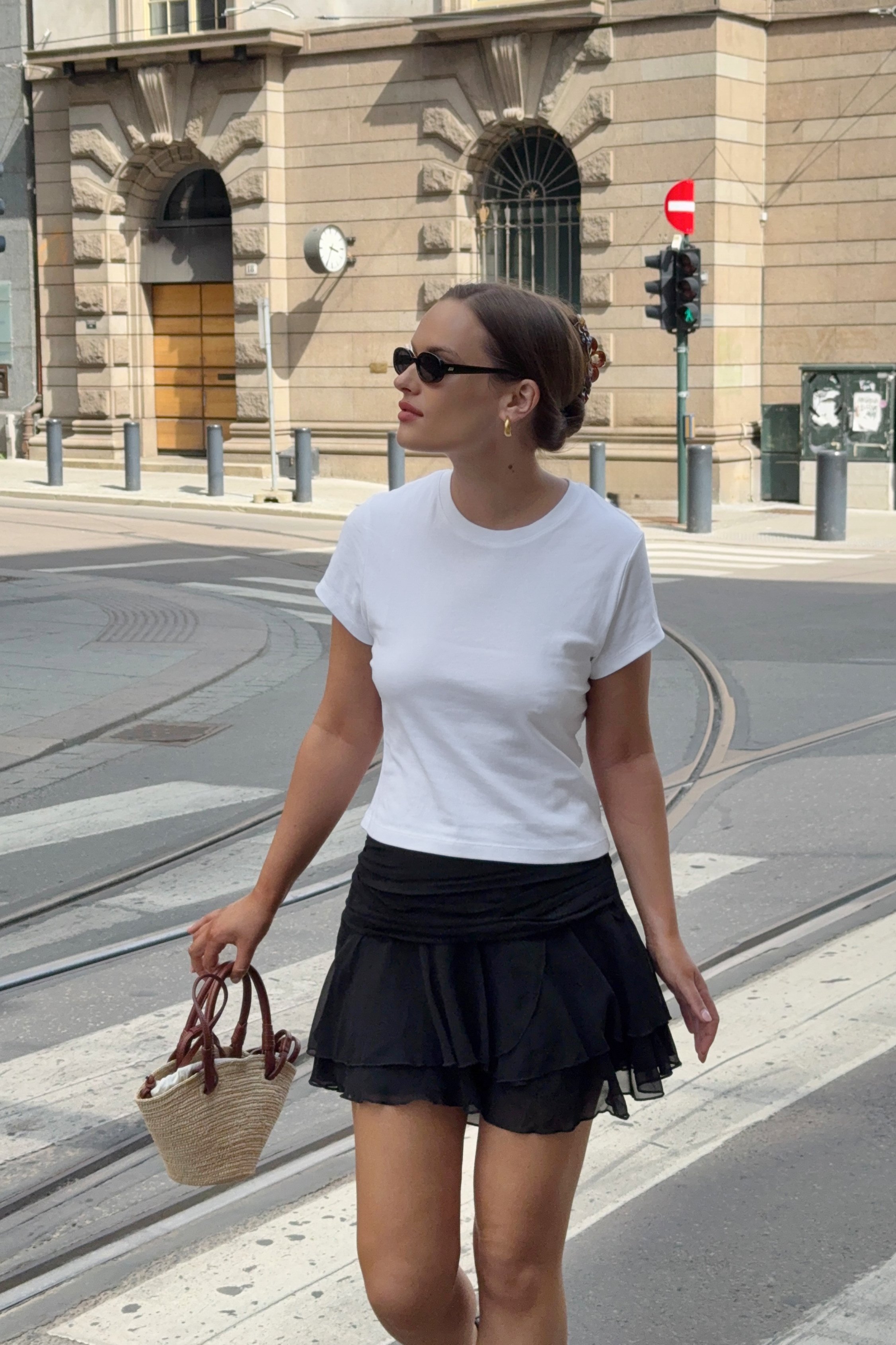 Flowy Mini Skirt Black NA-KD
