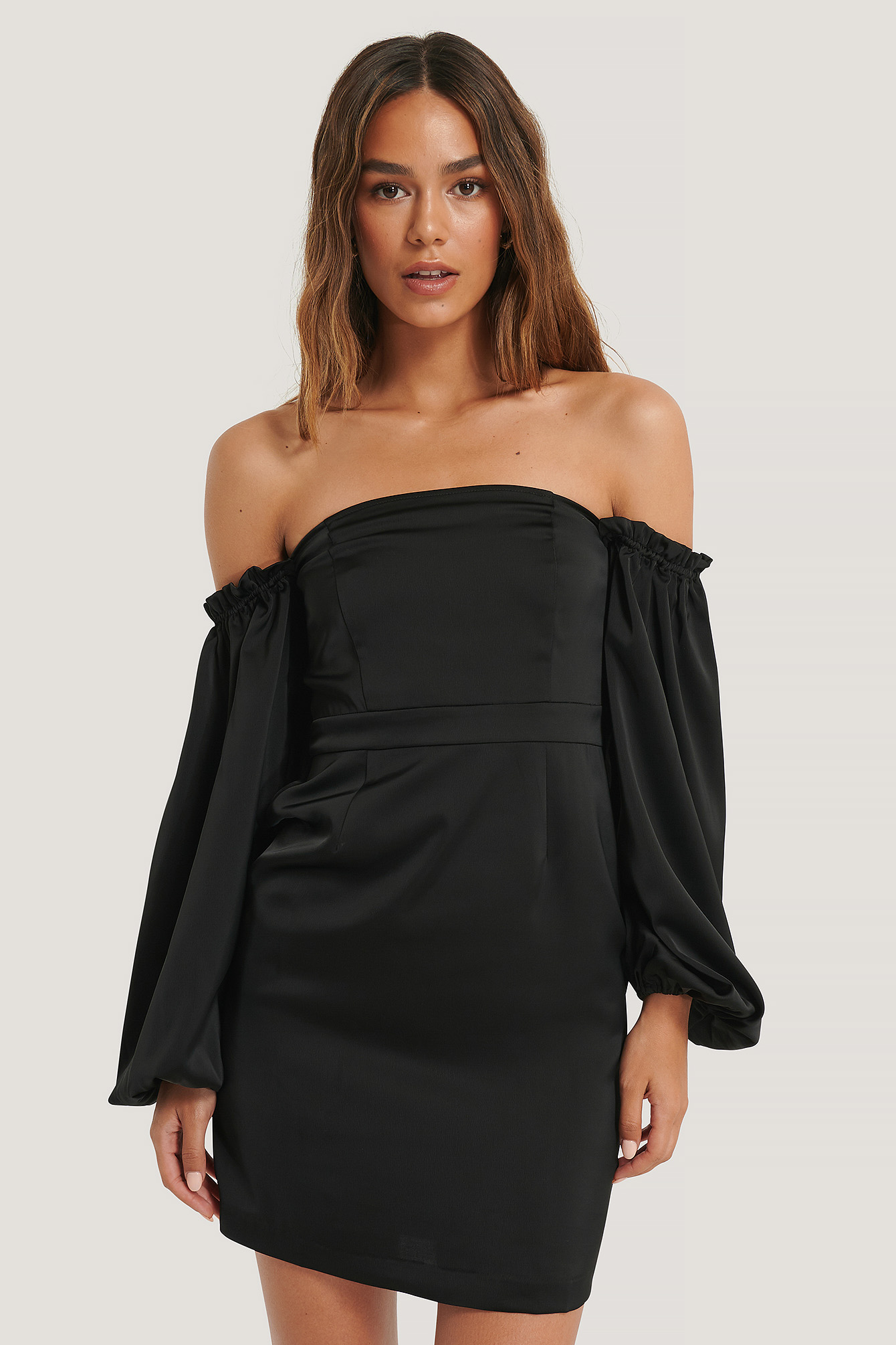 Volume Sleeve Dress Black NAKD