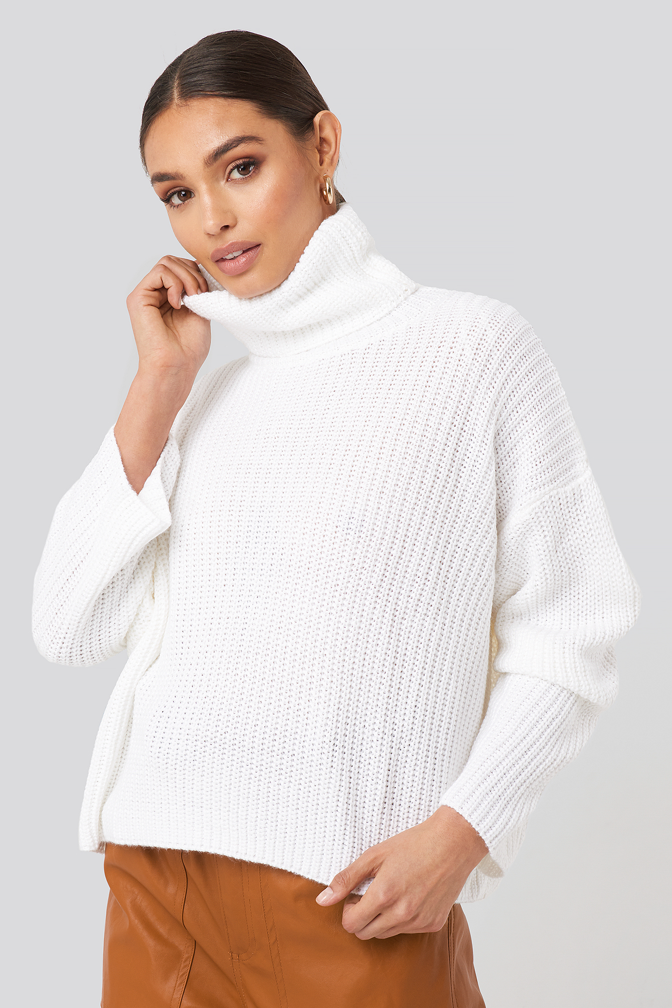 Oversized High Neck Knitted Sweater Weiß NAKD
