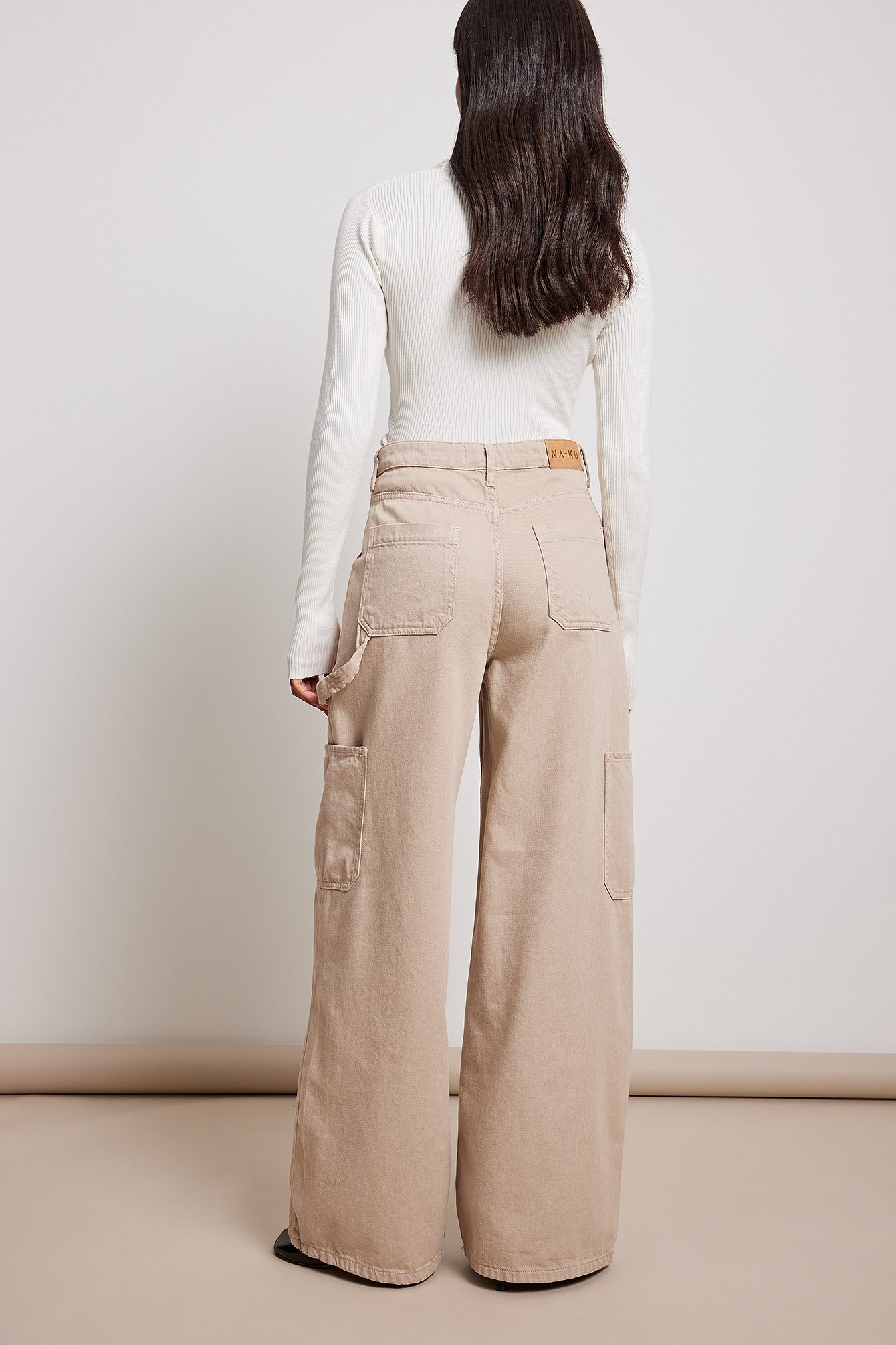 Loose Fit Cargo Pants Beige