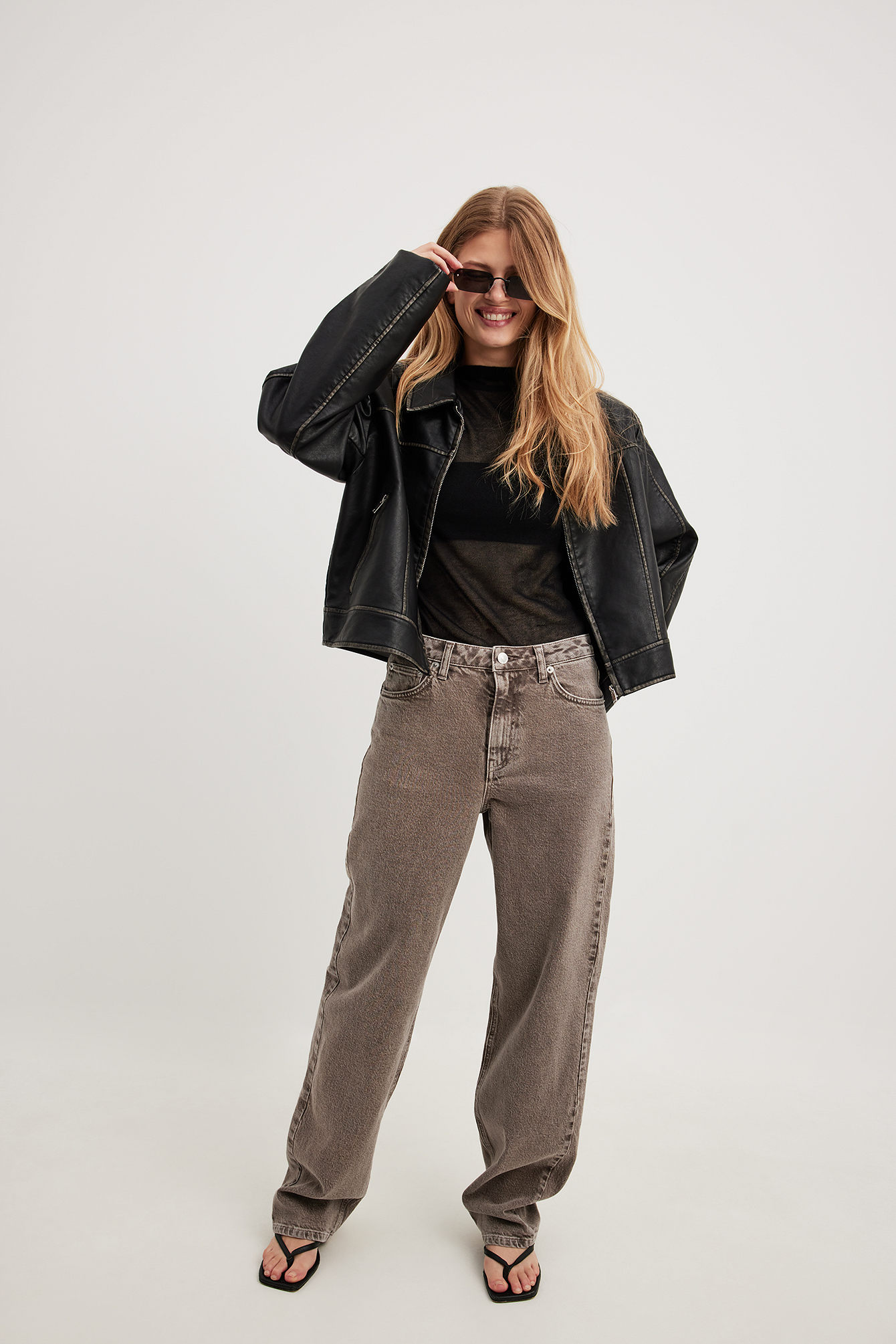 Loose Midi Rise Waist Straight Jeans