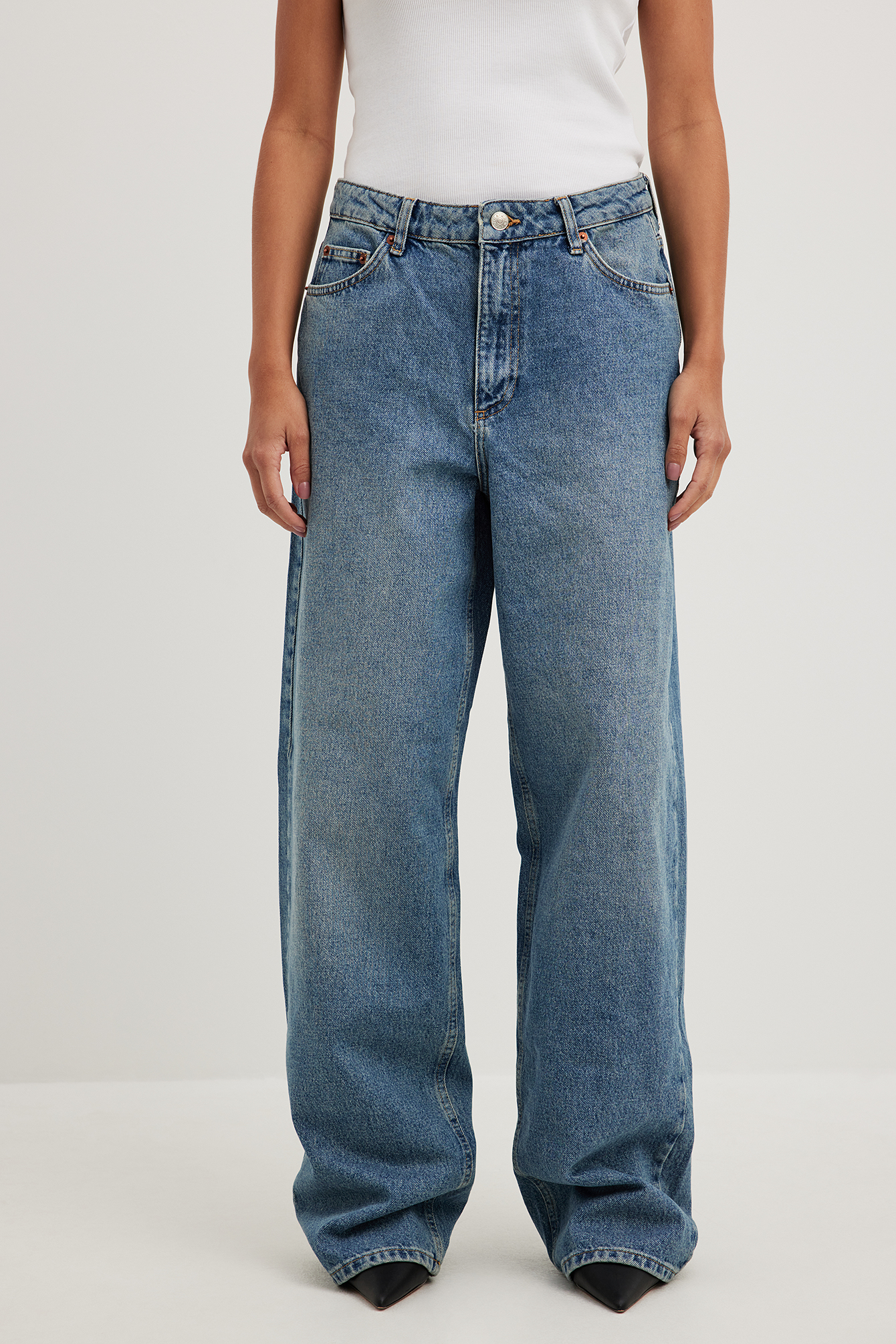 Loose Low Waist Long Jeans Blue | NA-KD
