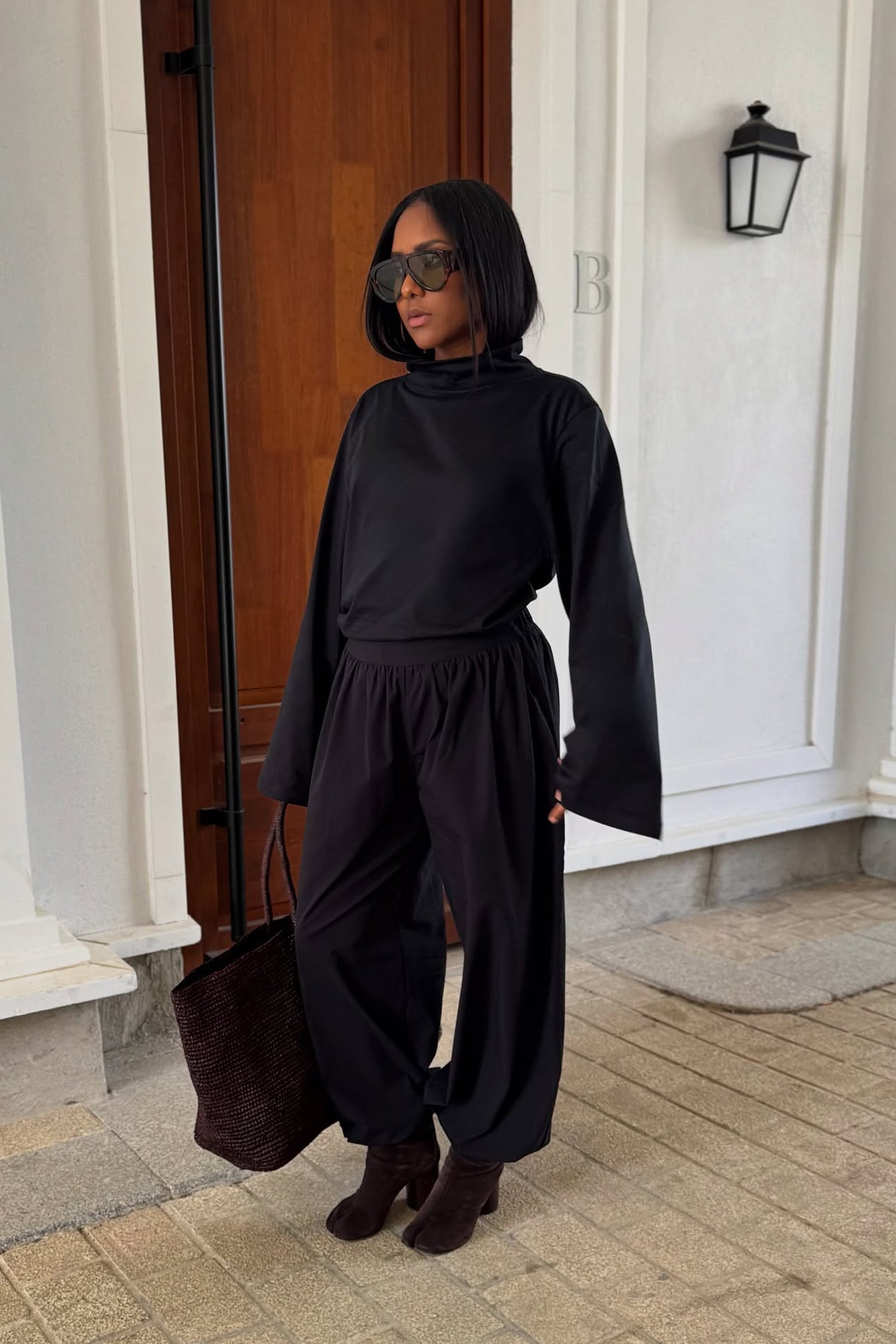 Funnel Neck Heavy Top Black | NA-KD