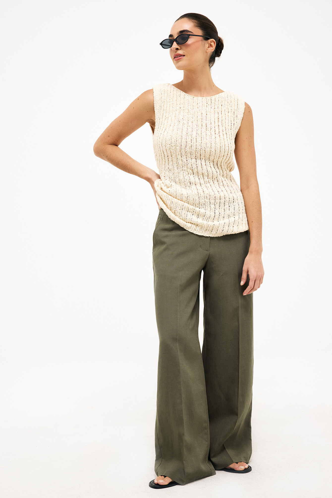 Lyocell wide mid waist pants khaki green — byxor med fickor från NA-KD