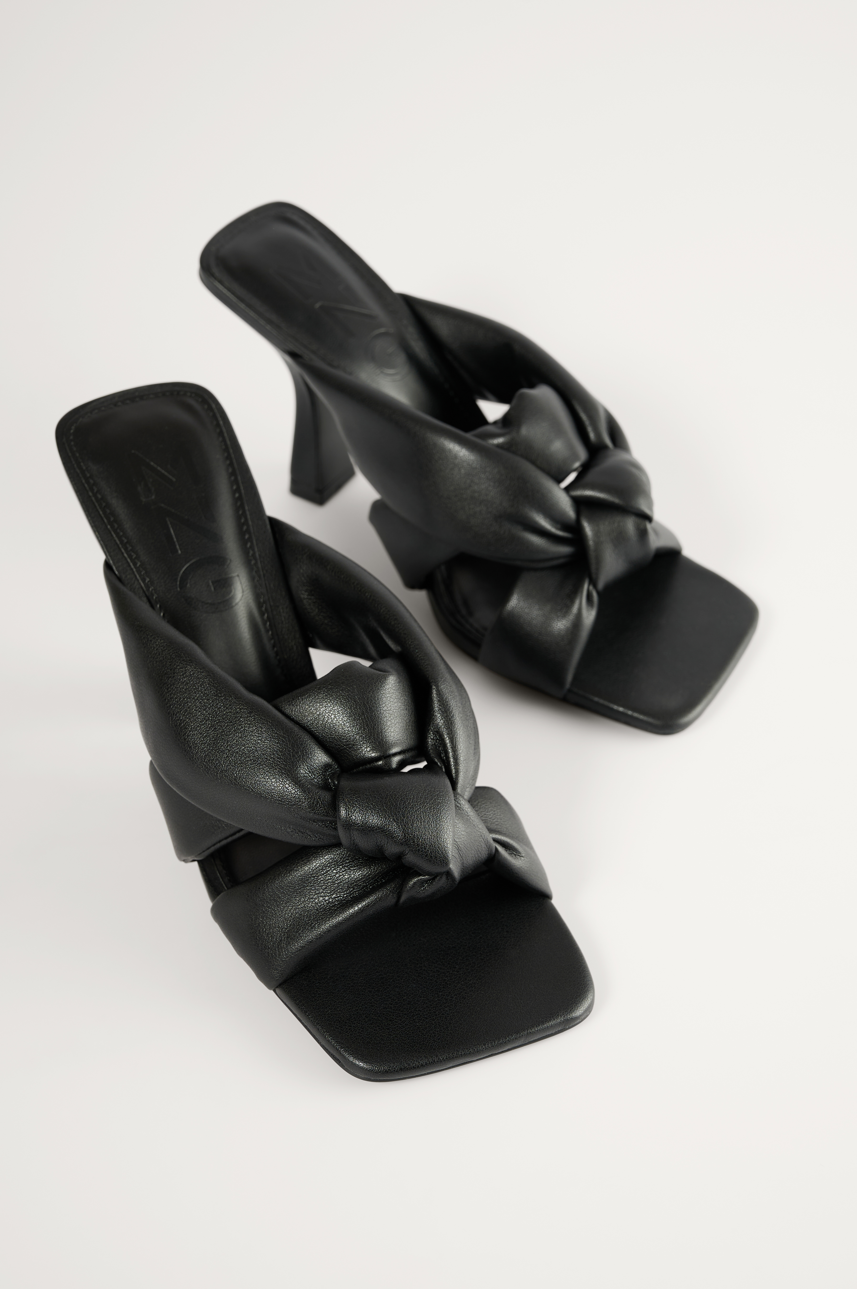 Black Bossy Sandals