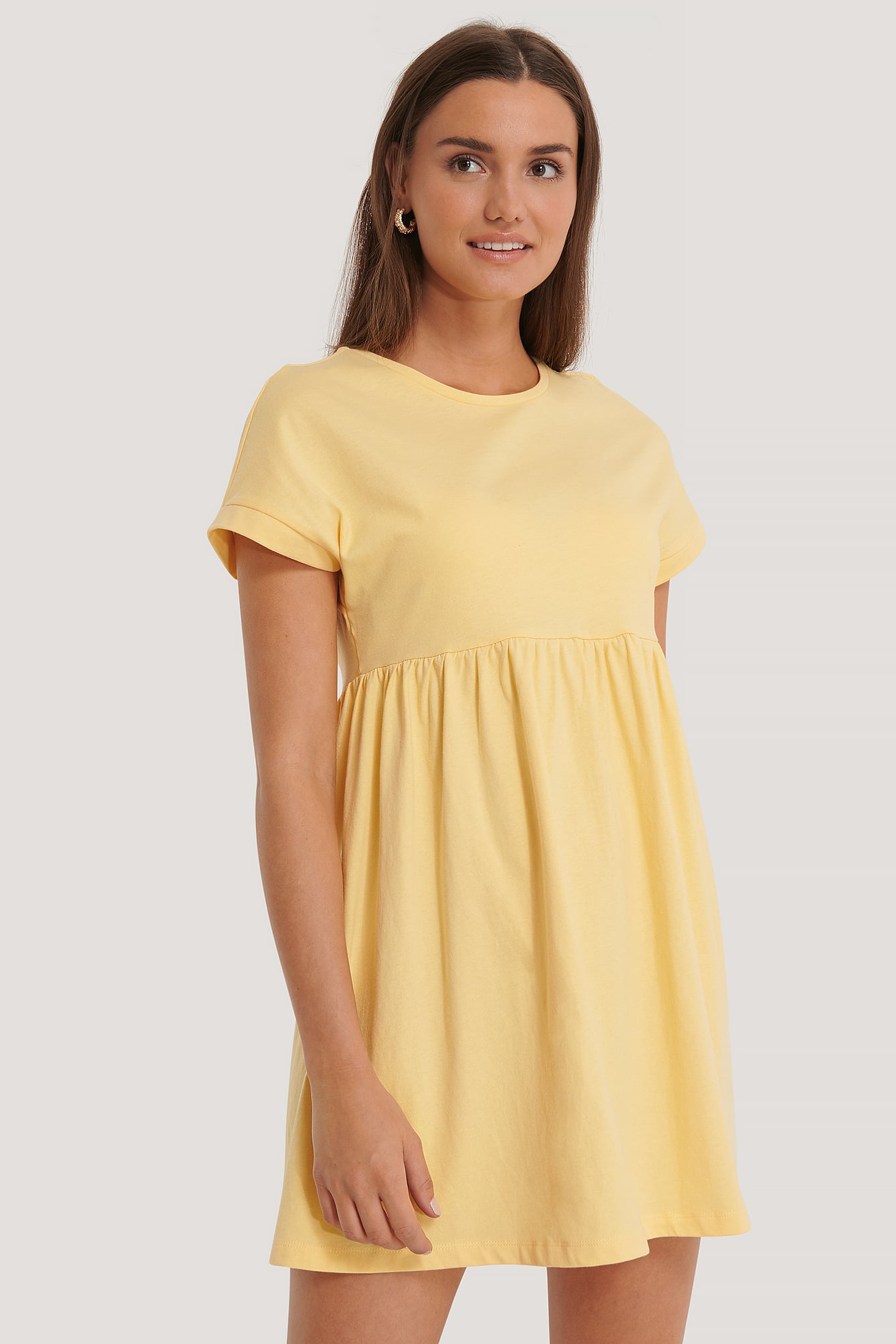 Gisele Dress Amarillo | na-kd.com