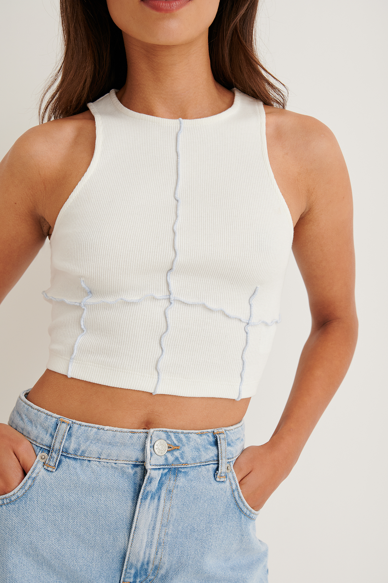 White Contrast Seam Cropped Top