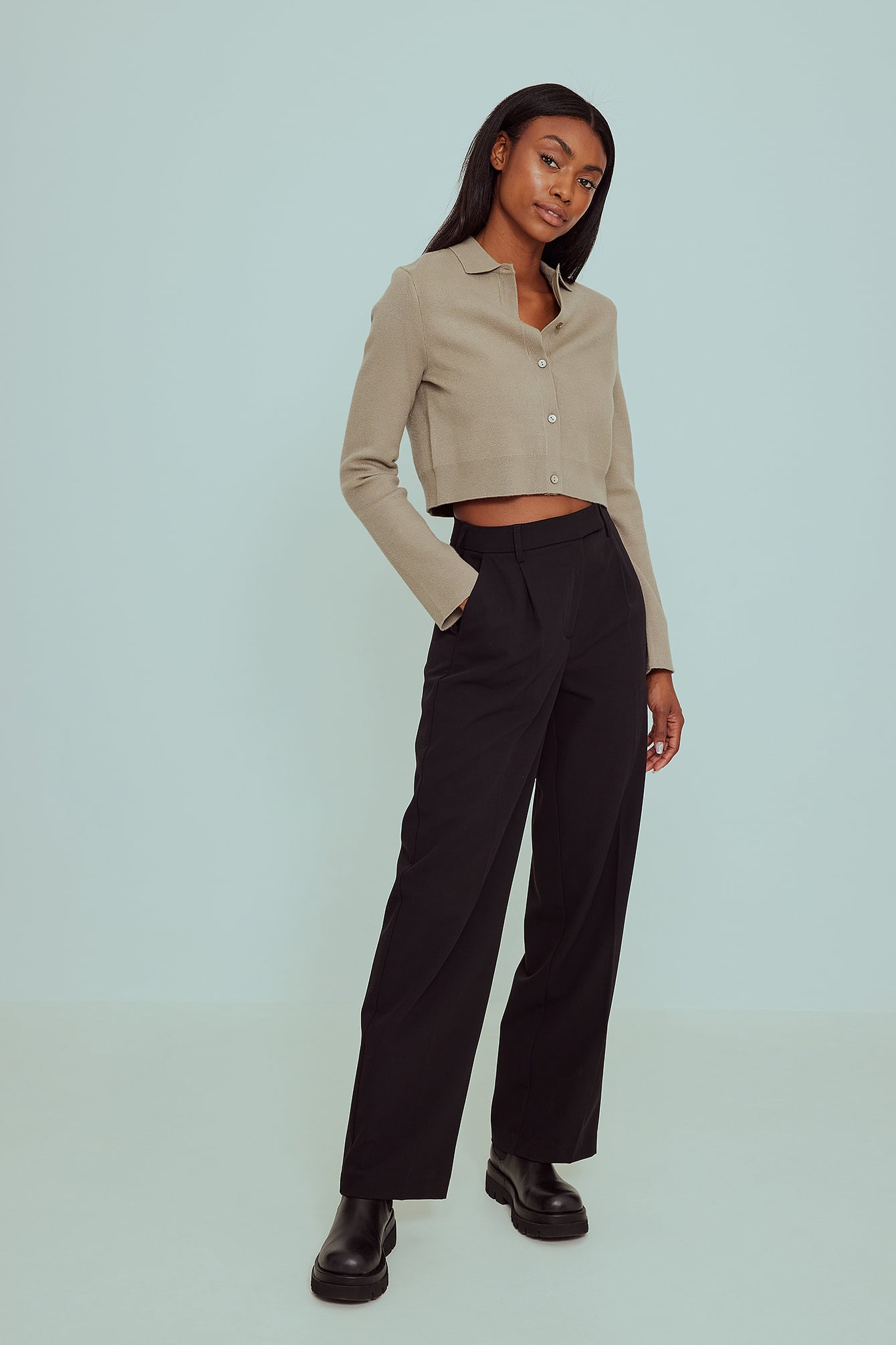 Cropped Cardigan Beige | na-kd.com