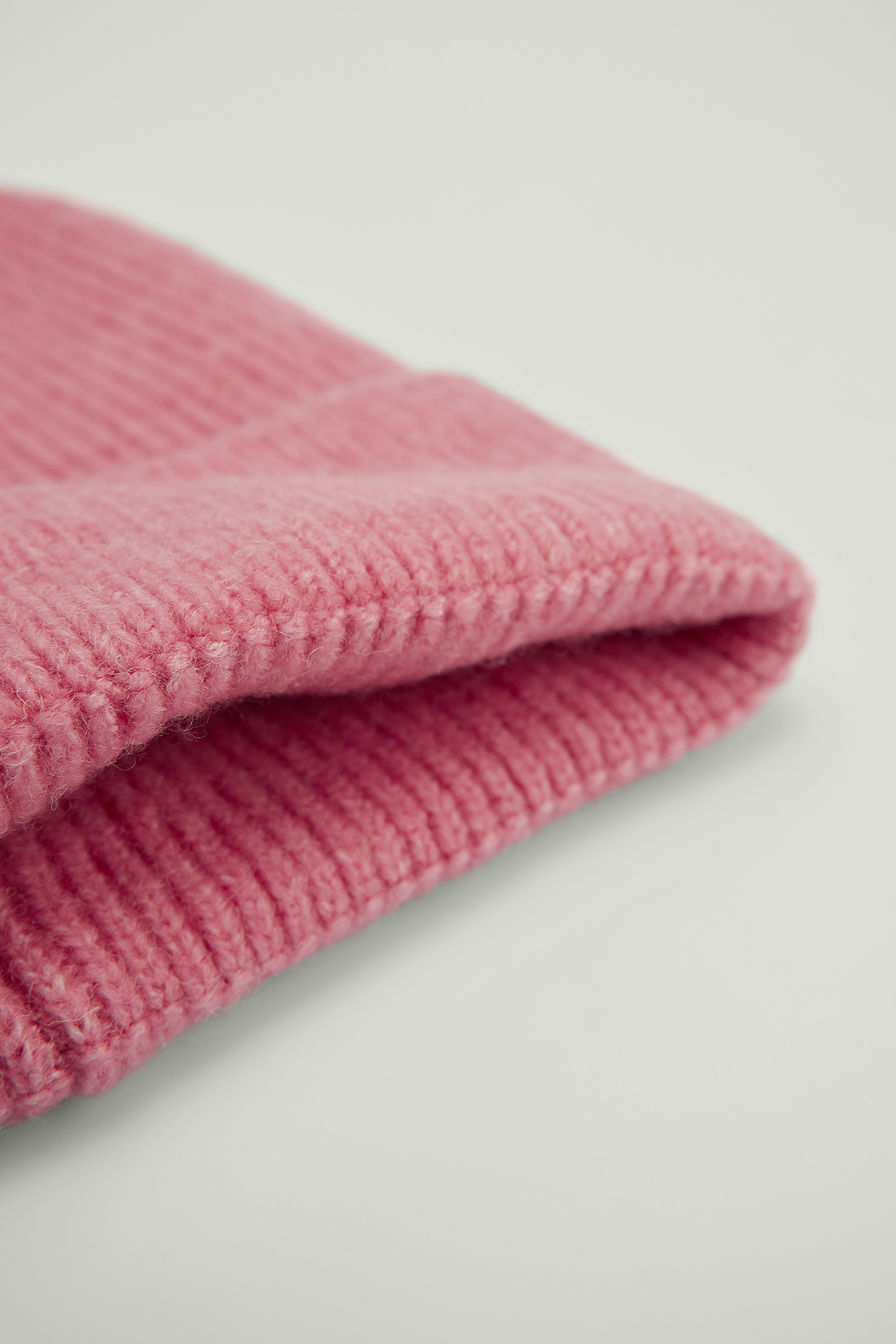 Wool Blend Knitted Beanie Pink | na-kd.com