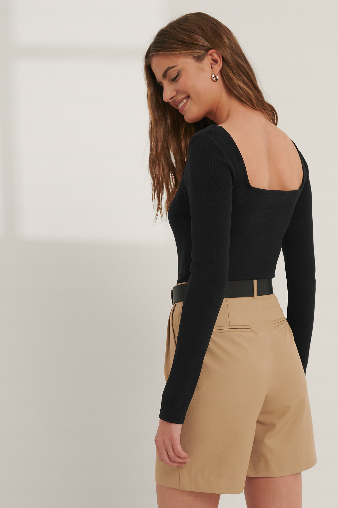 MATHILDE GØHLER X NA-KD SQUARE NECK BODY - BLACK